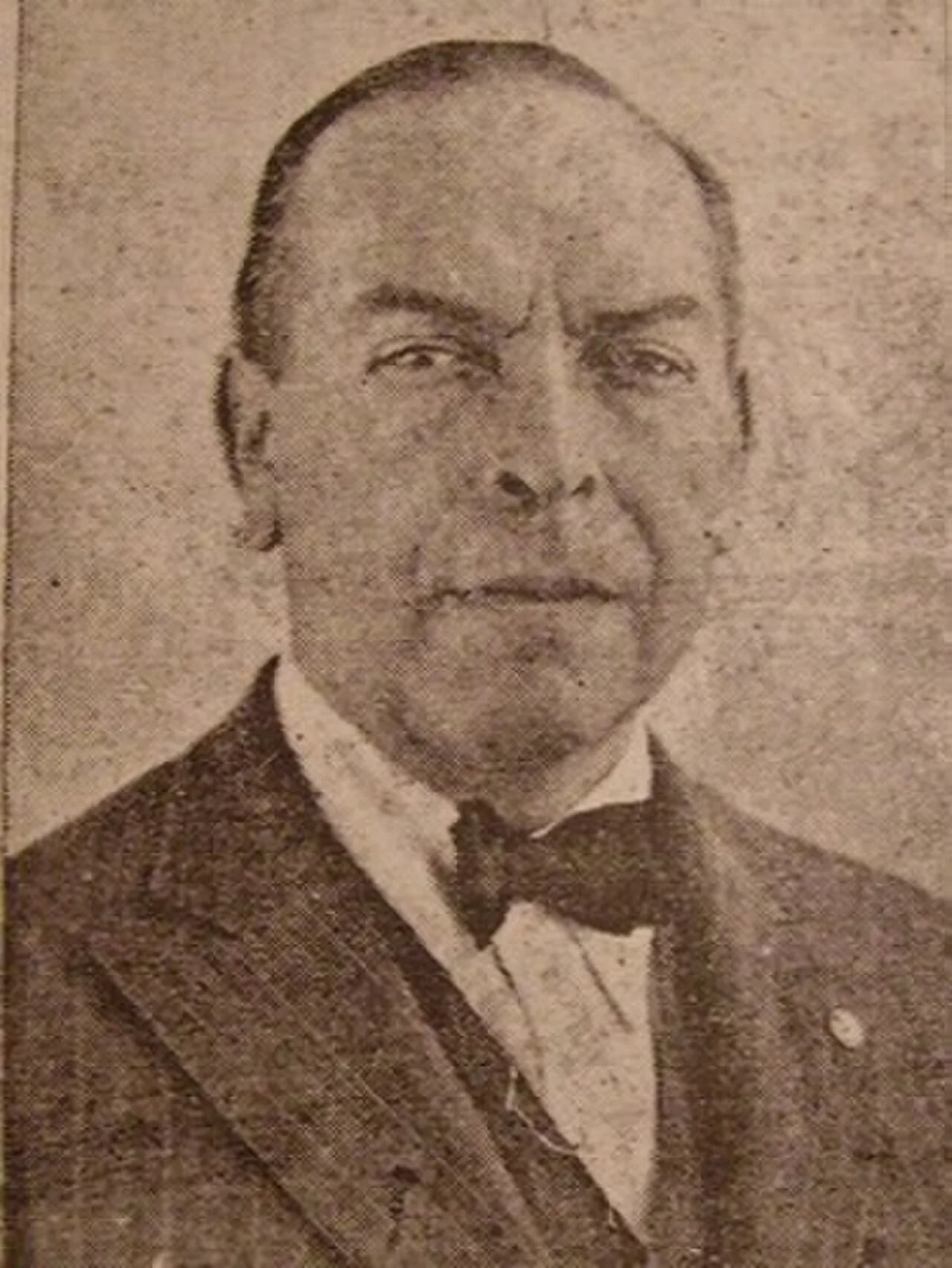 Portrait of Hugo Grove Vallejo (1890–1966) – memorial page