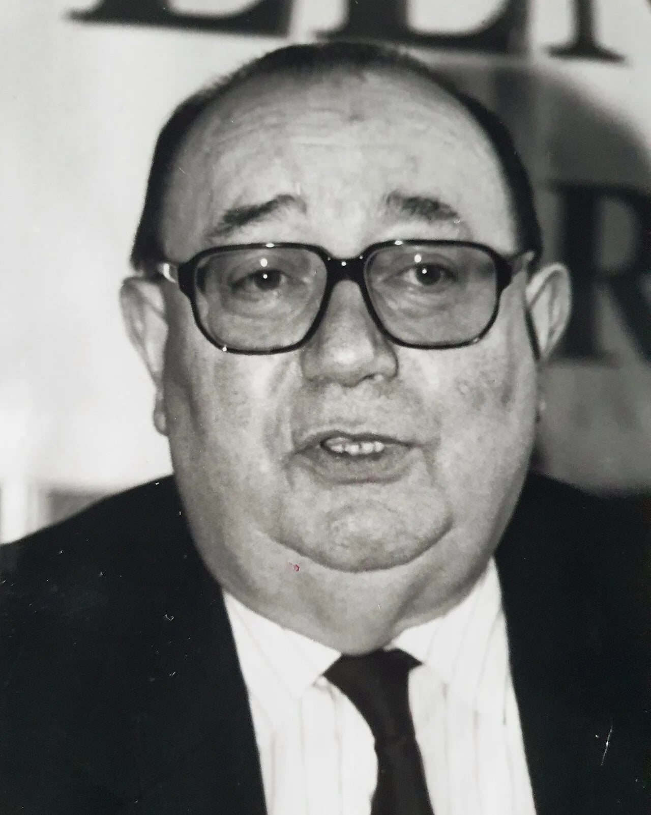 Portrait of Bernard Restout (1923–2015) – memorial page