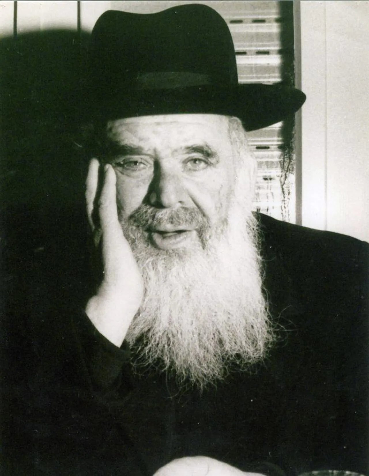Portrait of Chaim Leib Shmuelevitz (1902–1979) – memorial page