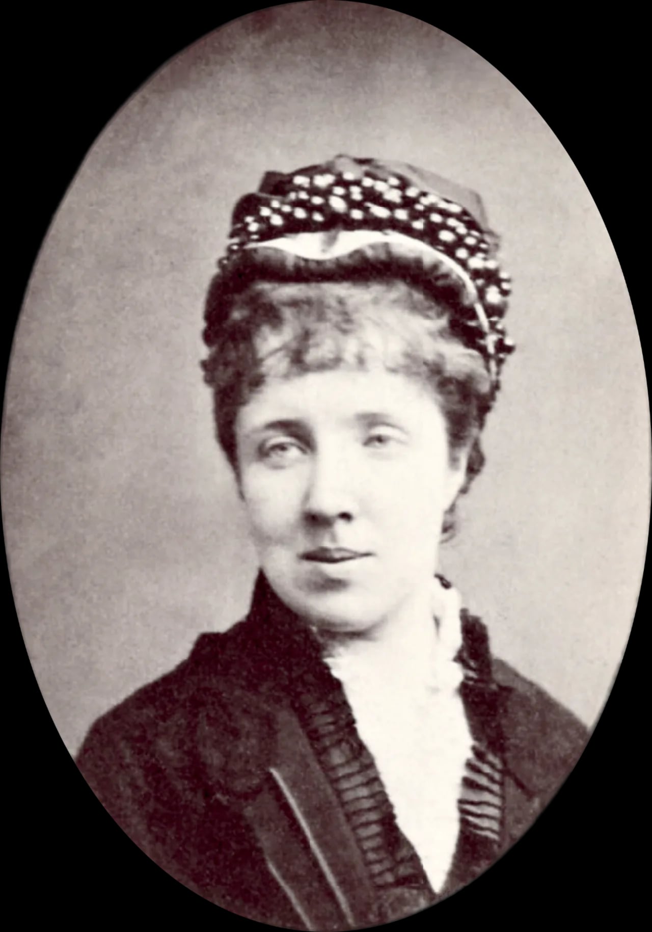 Portrait of Berthe de Courrière (1852–1916) – memorial page