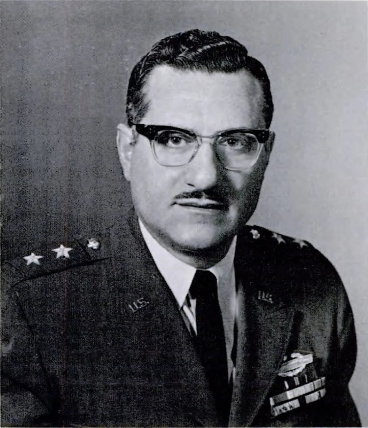 Portrait of Leonard Holland (1916–1999) – memorial page