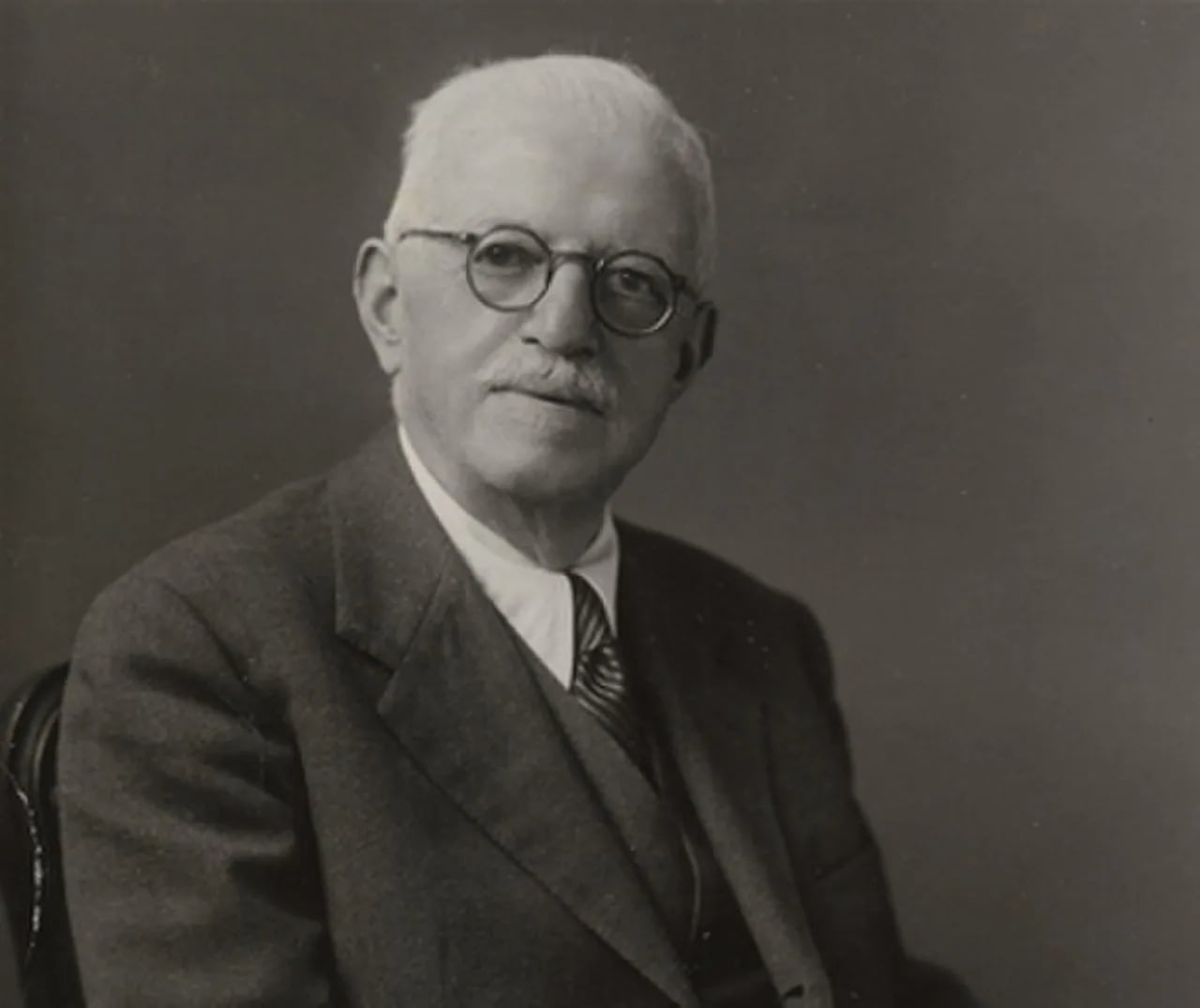 Portrait of Giovanni De Agostini (1863–1941) – memorial page