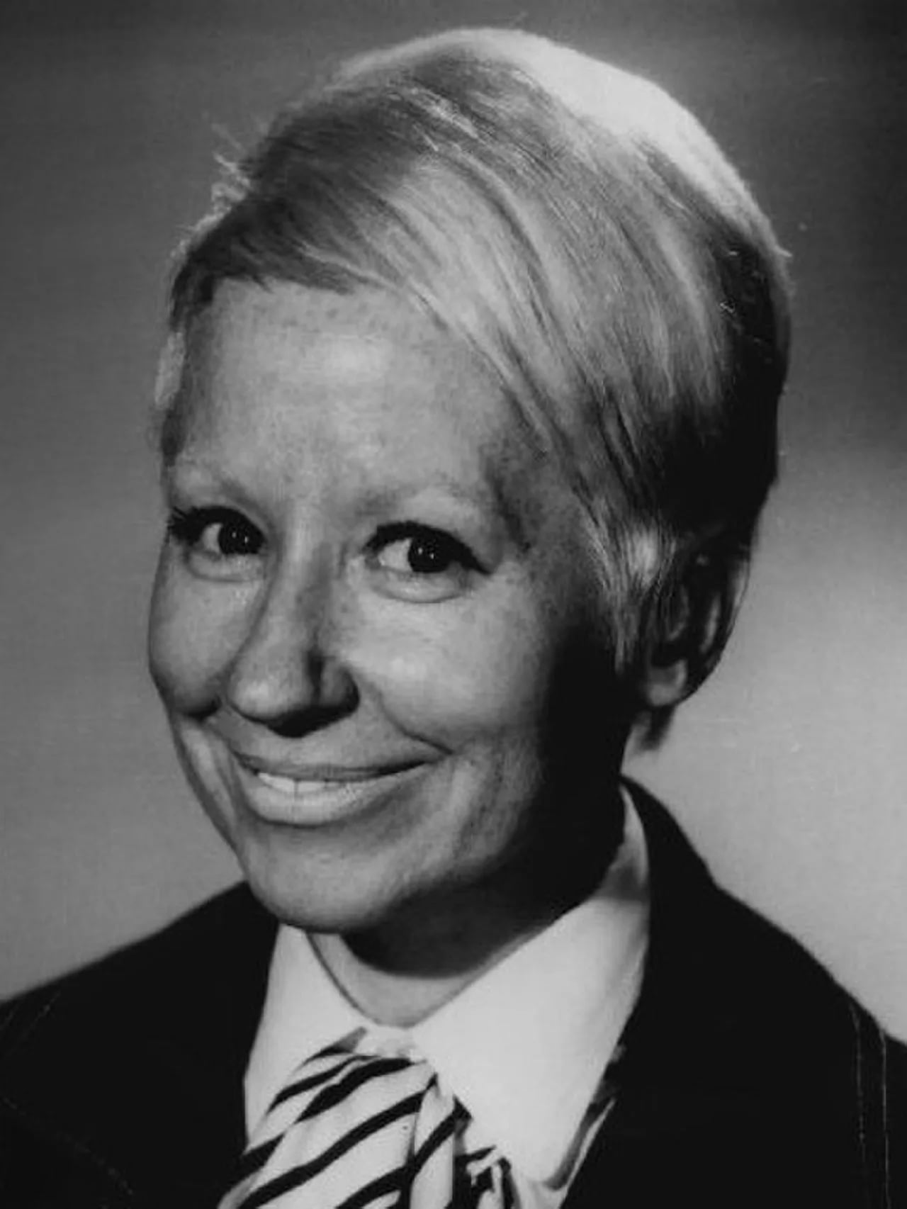 Porträt von Billie Hayes (1924–2021) – Gedenkseite