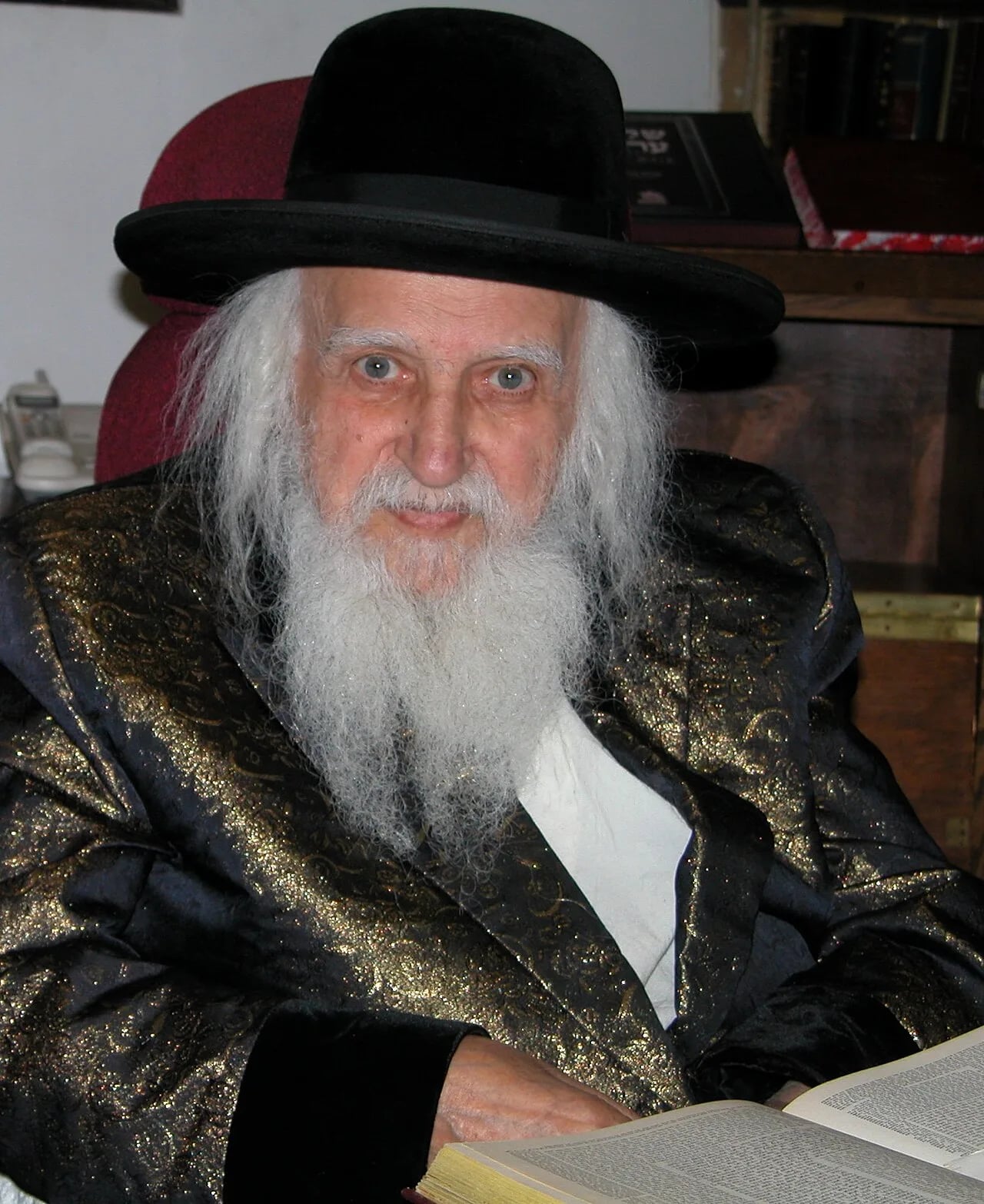 Porträt von Menashe Klein (1923–2011) – Gedenkseite