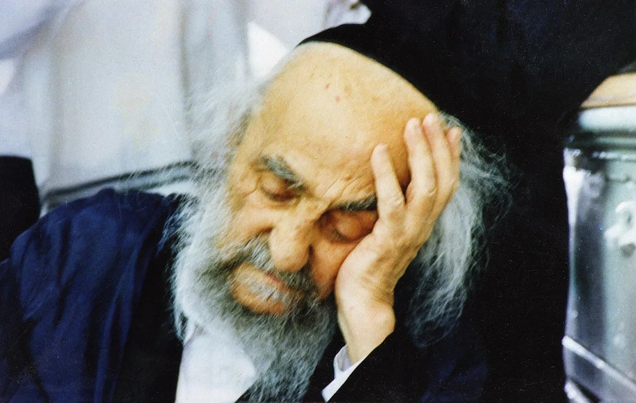 Portrait of Levi Yitzchok Bender (1897–1989) – memorial page