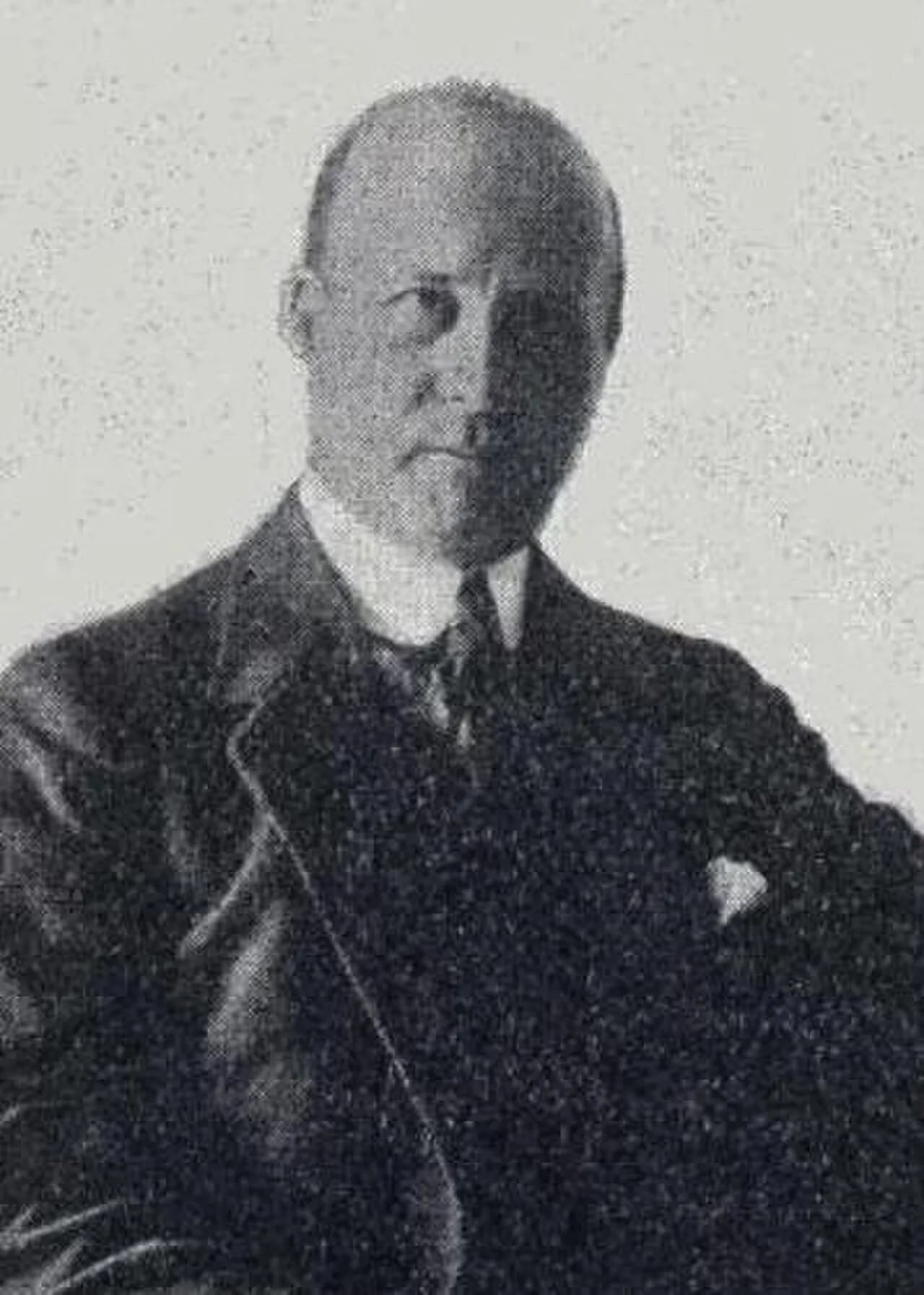 Portrait of Jorgen Moeller (1873–1944) – memorial page