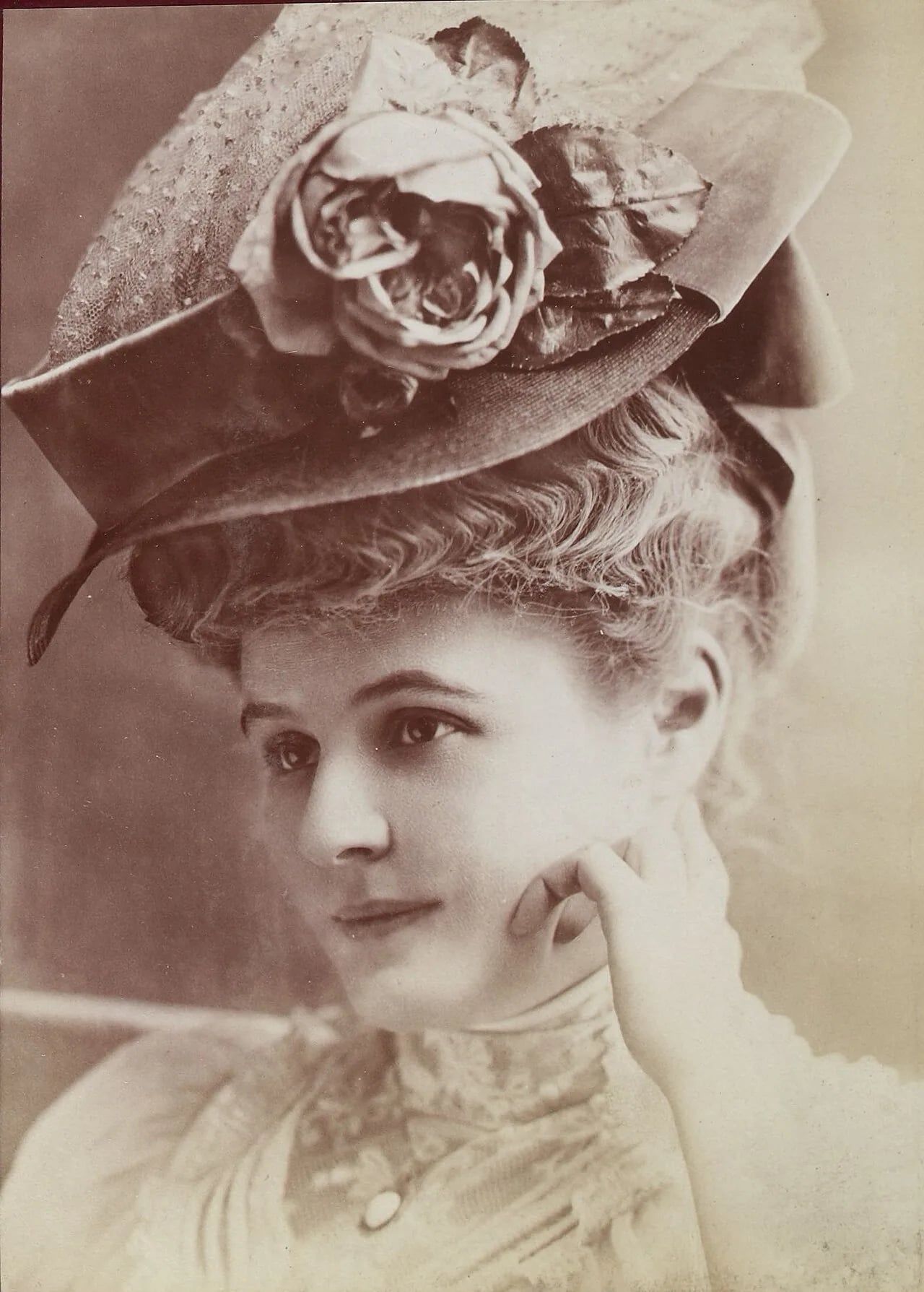 Portrait of Blanche Toutain (1874–1932) – memorial page
