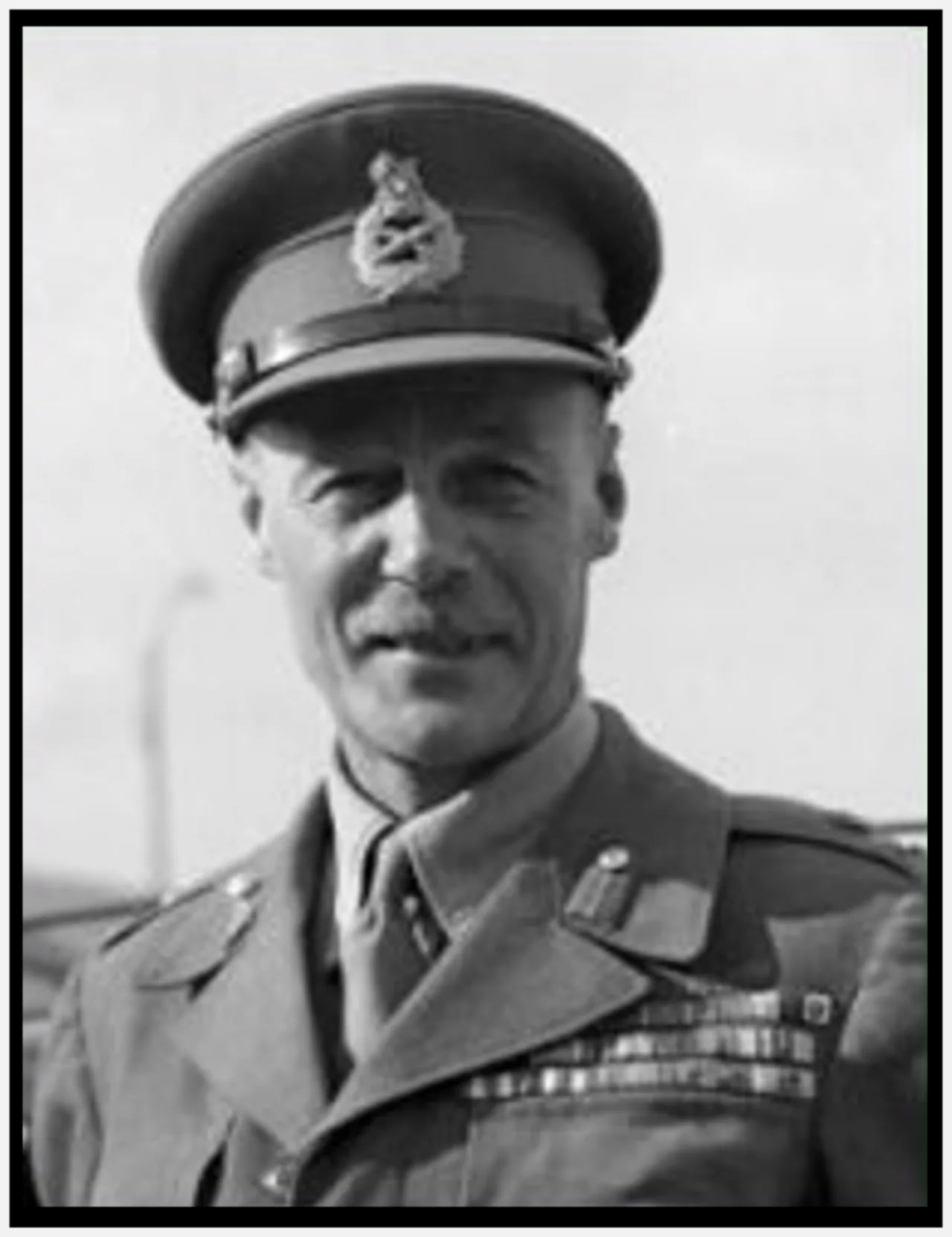 Portrait of Gordon Holmes MacMillan (1897–1986) – memorial page