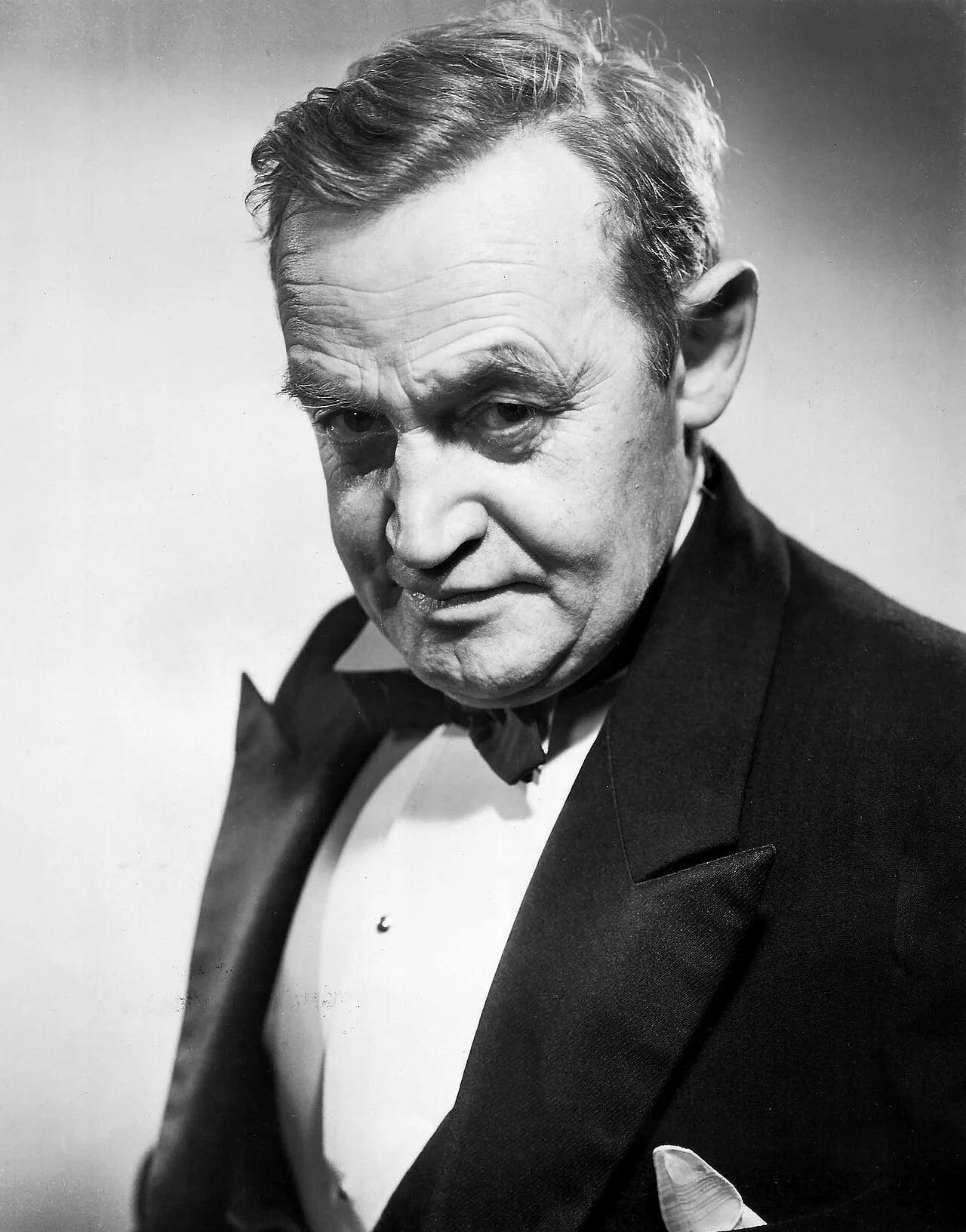 Portrait of Barry Fitzgerald (1888–1961) – memorial page