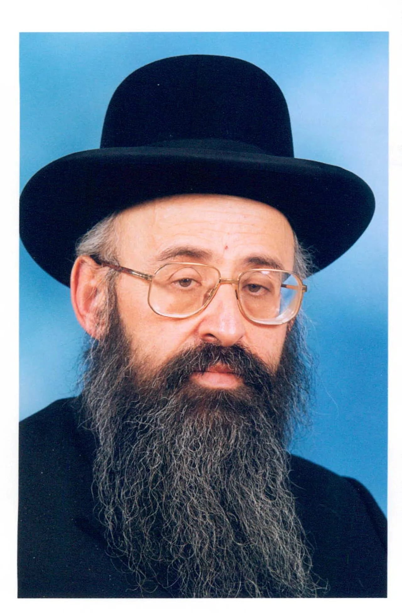 Portrait of Avraham Leizerson (1943–2020) – memorial page