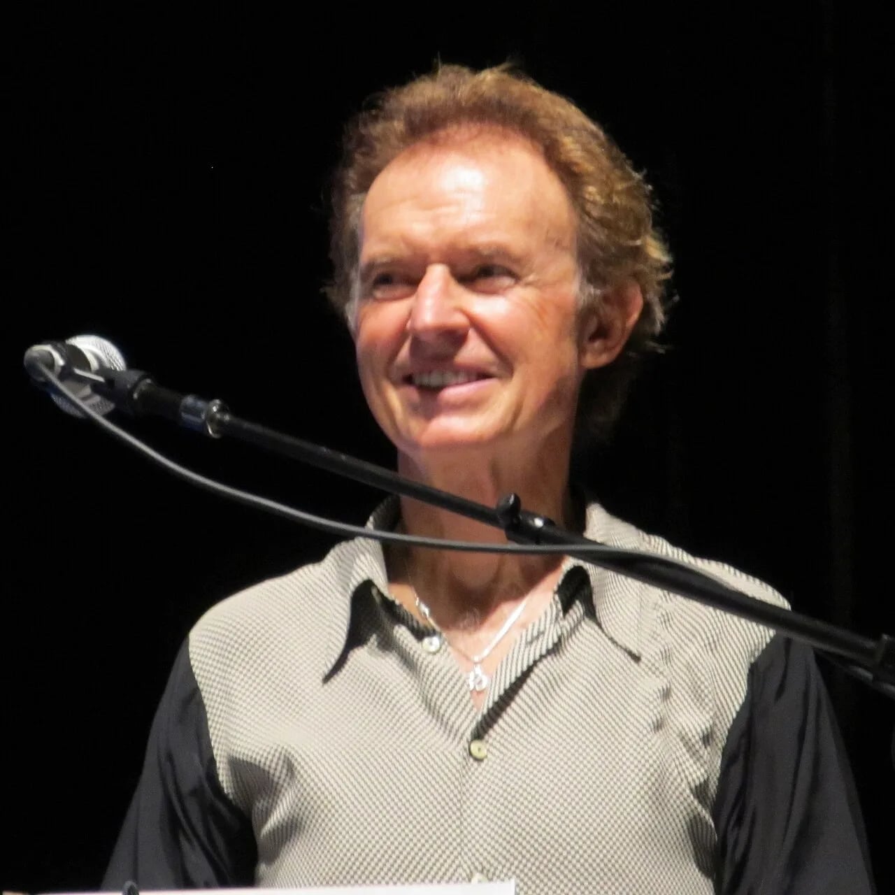 Portrait of Gary Wright (1943–2023) – memorial page