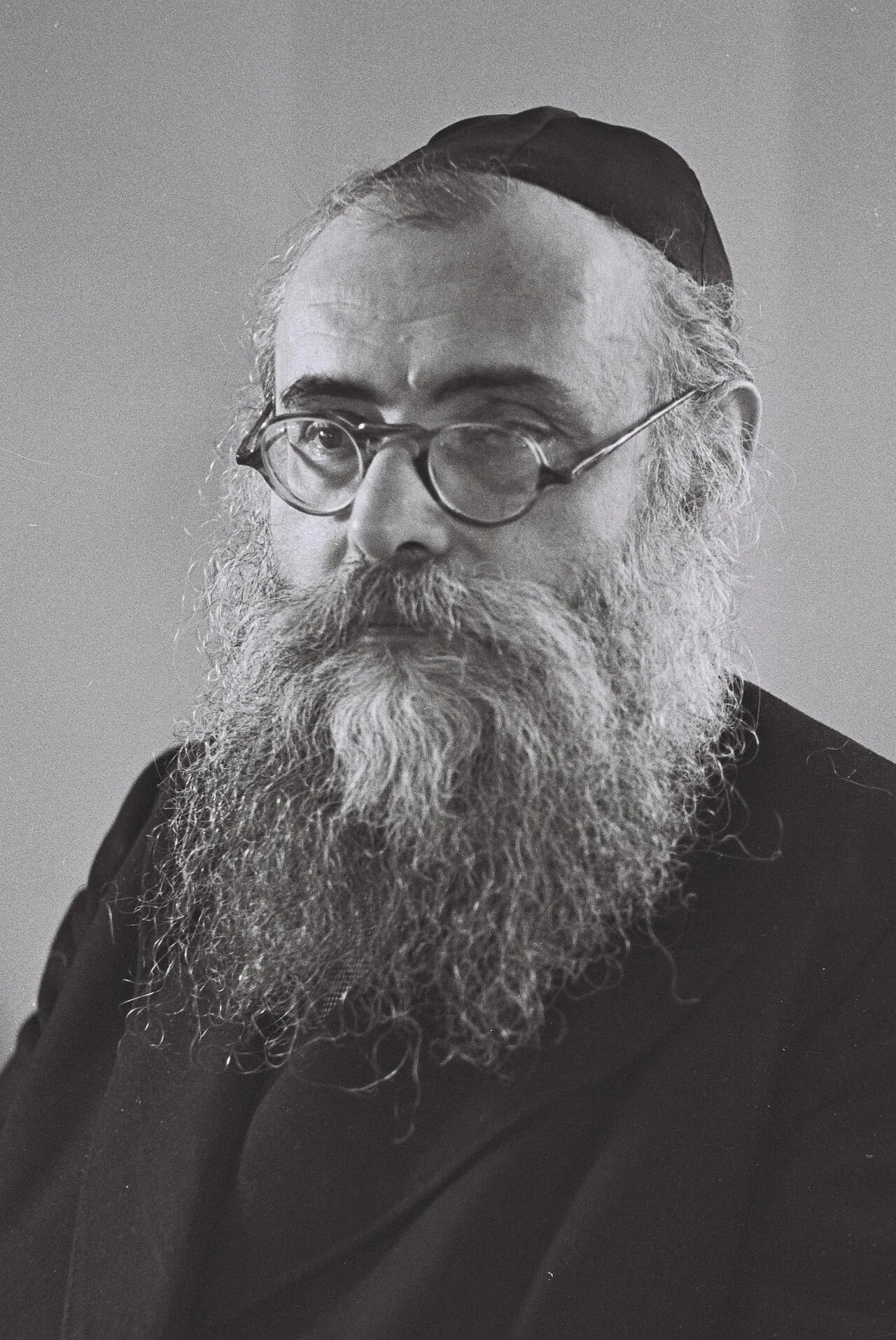 Porträt von Jitzhak-Meir Levin (1893–1971) – Gedenkseite