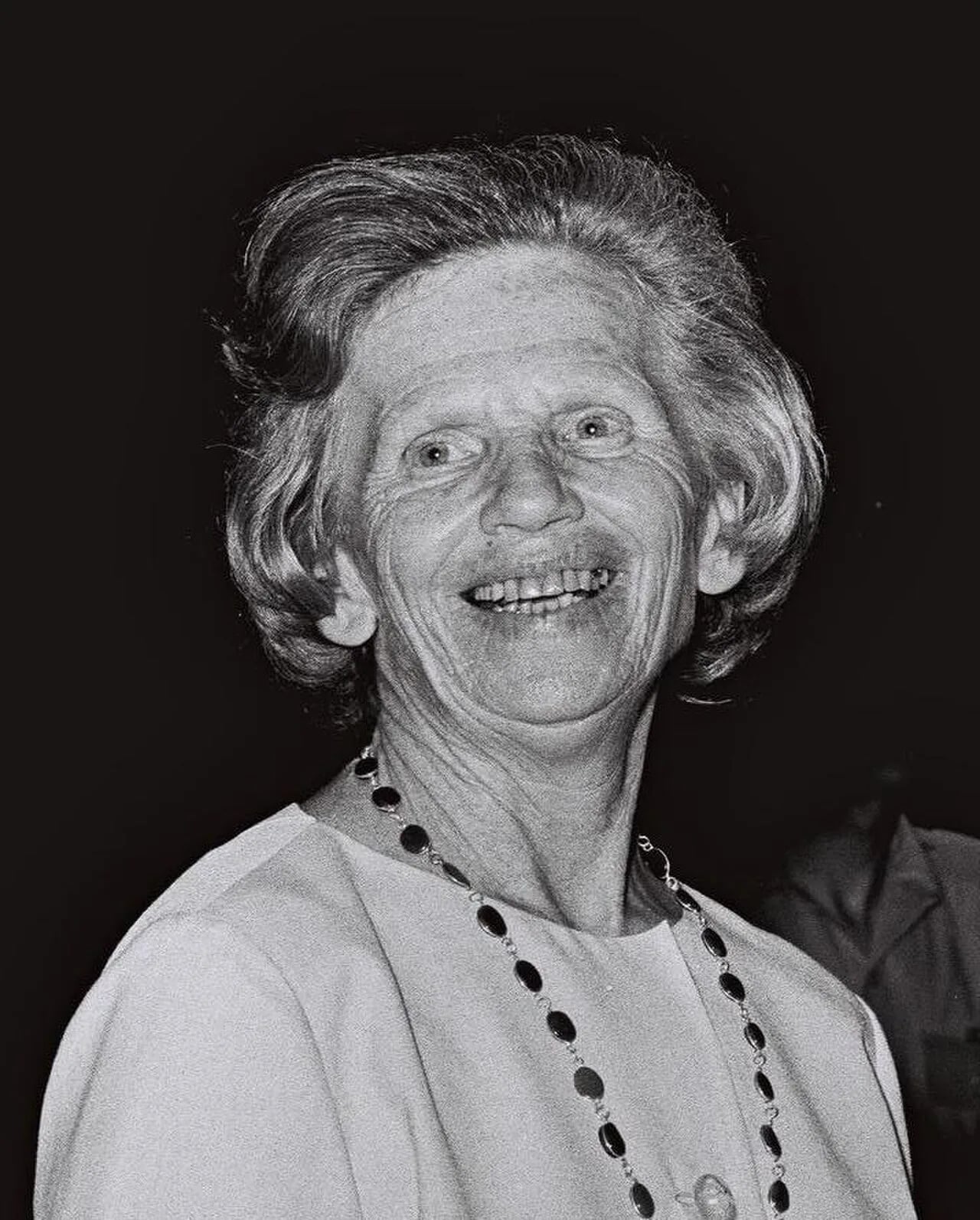 Portrait of Emma Talmi (1905–2004) – memorial page
