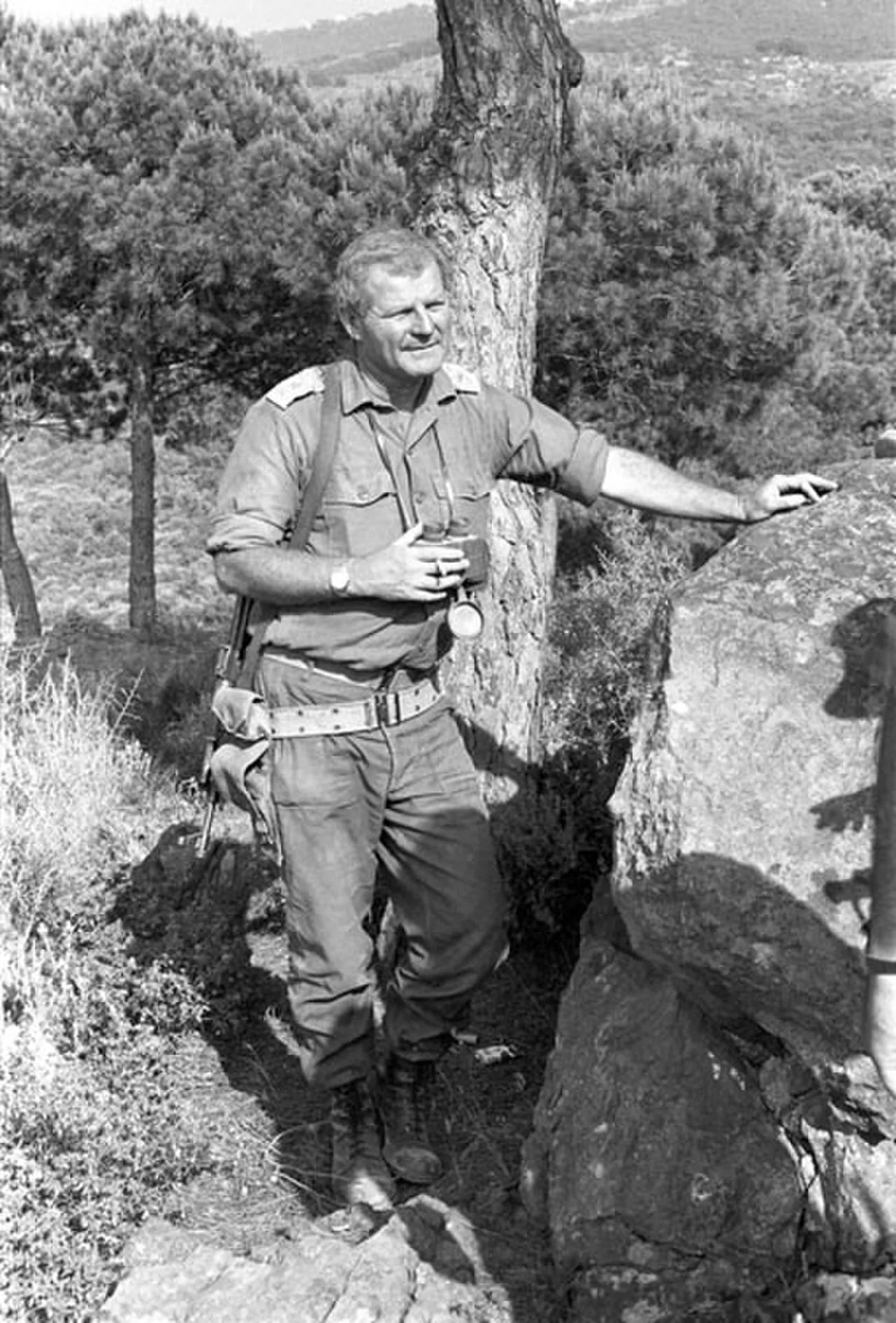 Portrait of Amir Drori (1937–2005) – memorial page