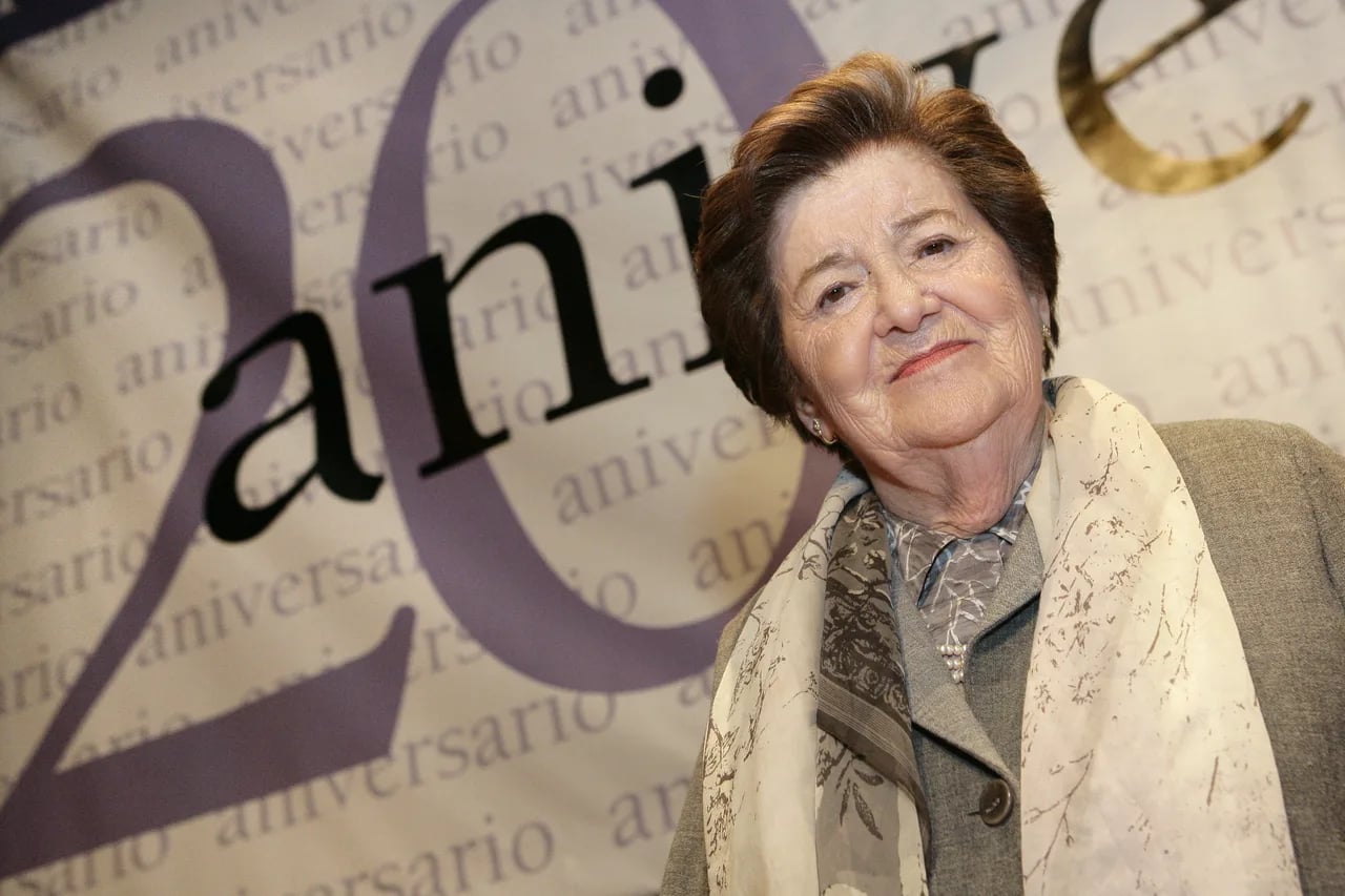 Portrait of Alicia Herrera Rivera (1928–2013) – memorial page