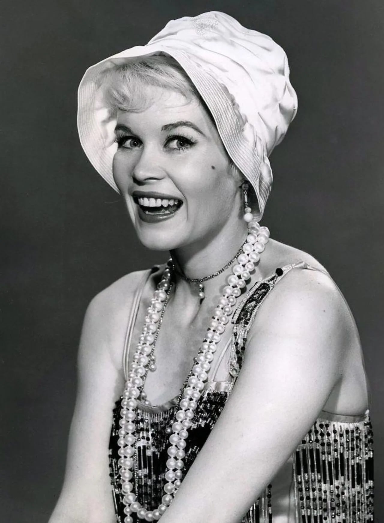 Porträt von Dorothy Provine (1935–2010) – Gedenkseite