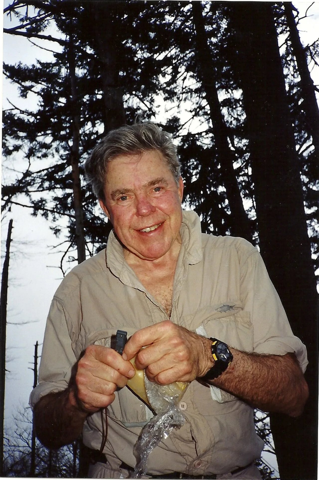 Porträt von Phil Hanes (1926–2011) – Gedenkseite
