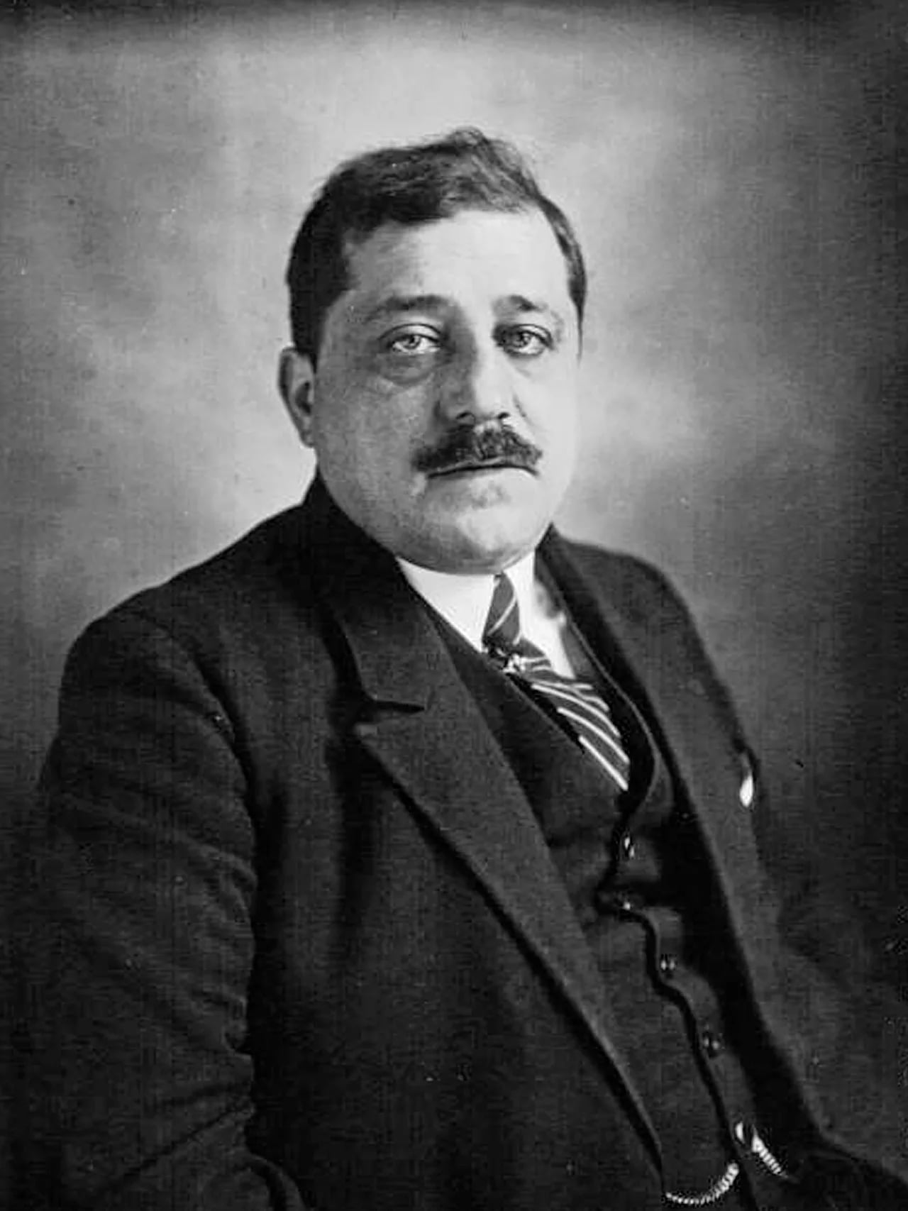 Porträt von Camille Planche (1892–1961) – Gedenkseite