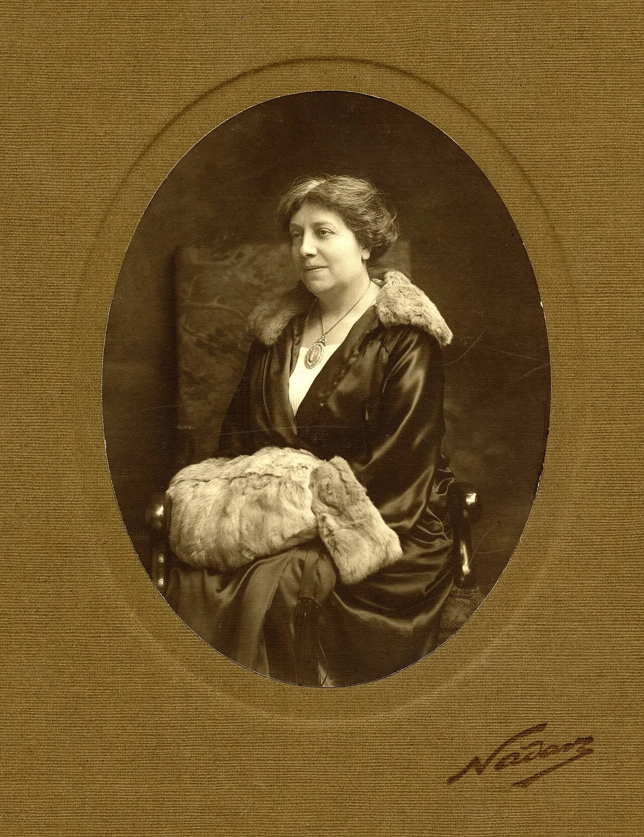 Porträt von Caroline Luigini (1873–1968) – Gedenkseite