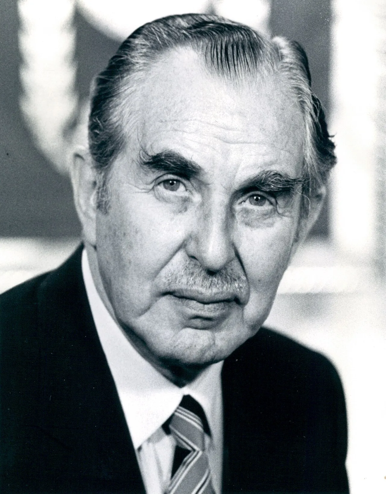 Portrait of Chaim Herzog (1918–1997) – memorial page