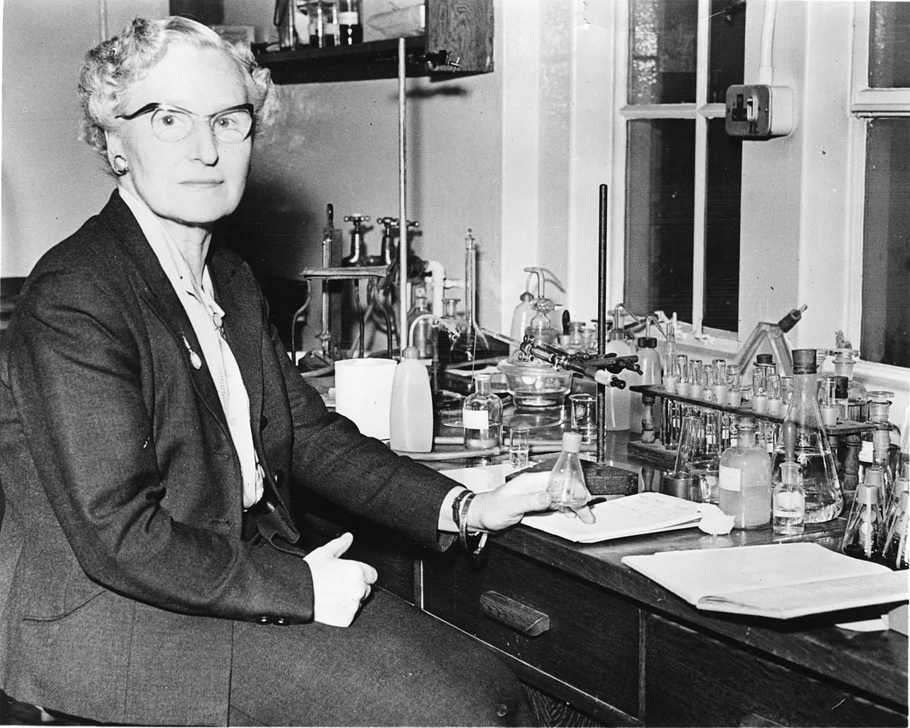 Porträt von Helen Porter (1899–1987) – Gedenkseite