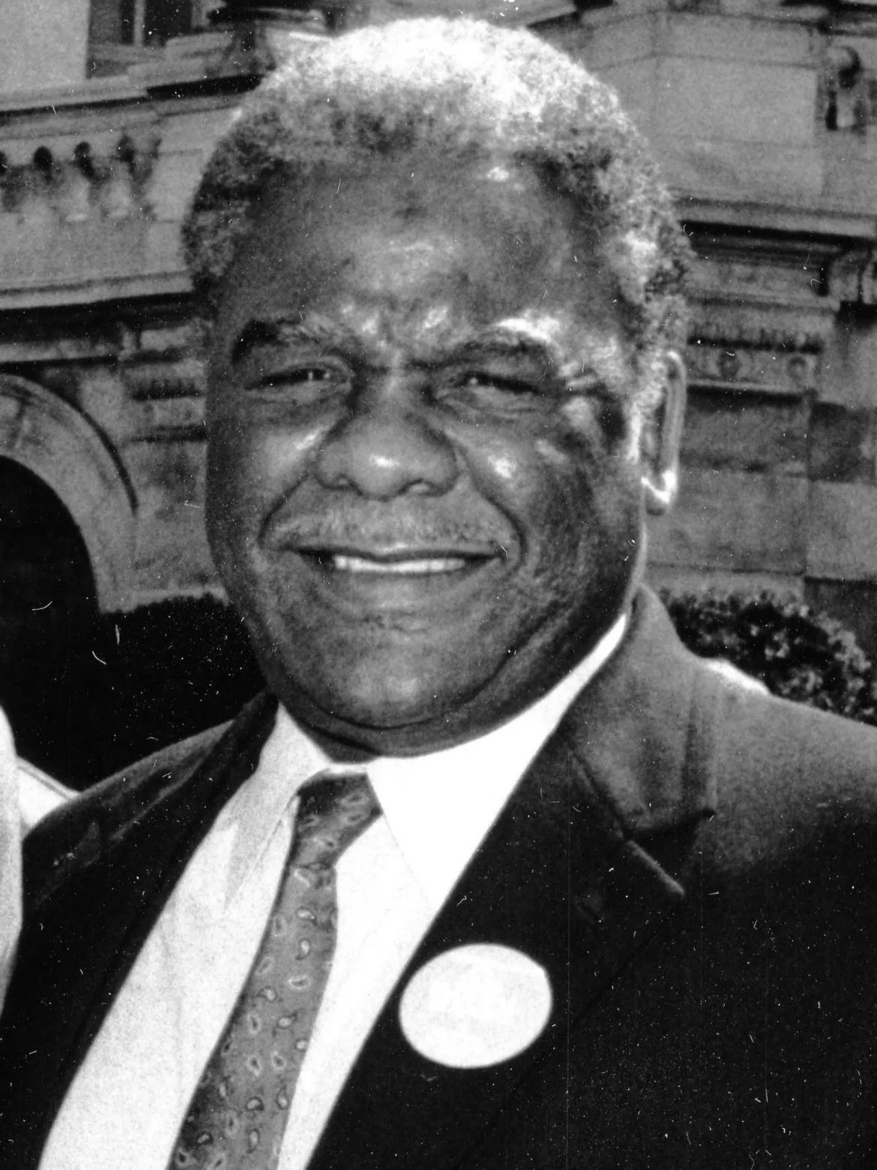 Portrait of Harold Washington (1922–1987) – memorial page