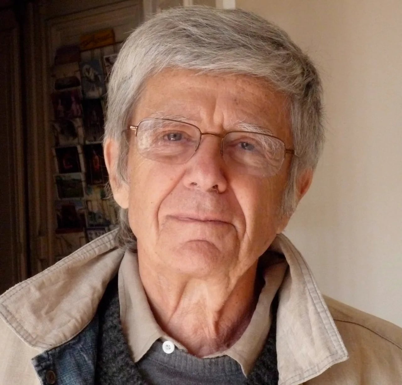 Porträt von Charles Belmont (1936–2011) – Gedenkseite