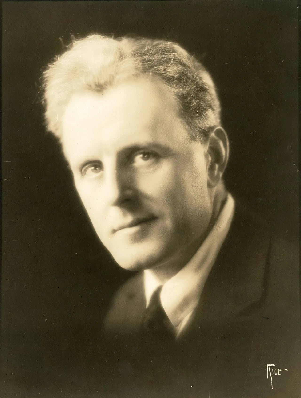 Porträt von Charles Bryant (1879–1948) – Gedenkseite