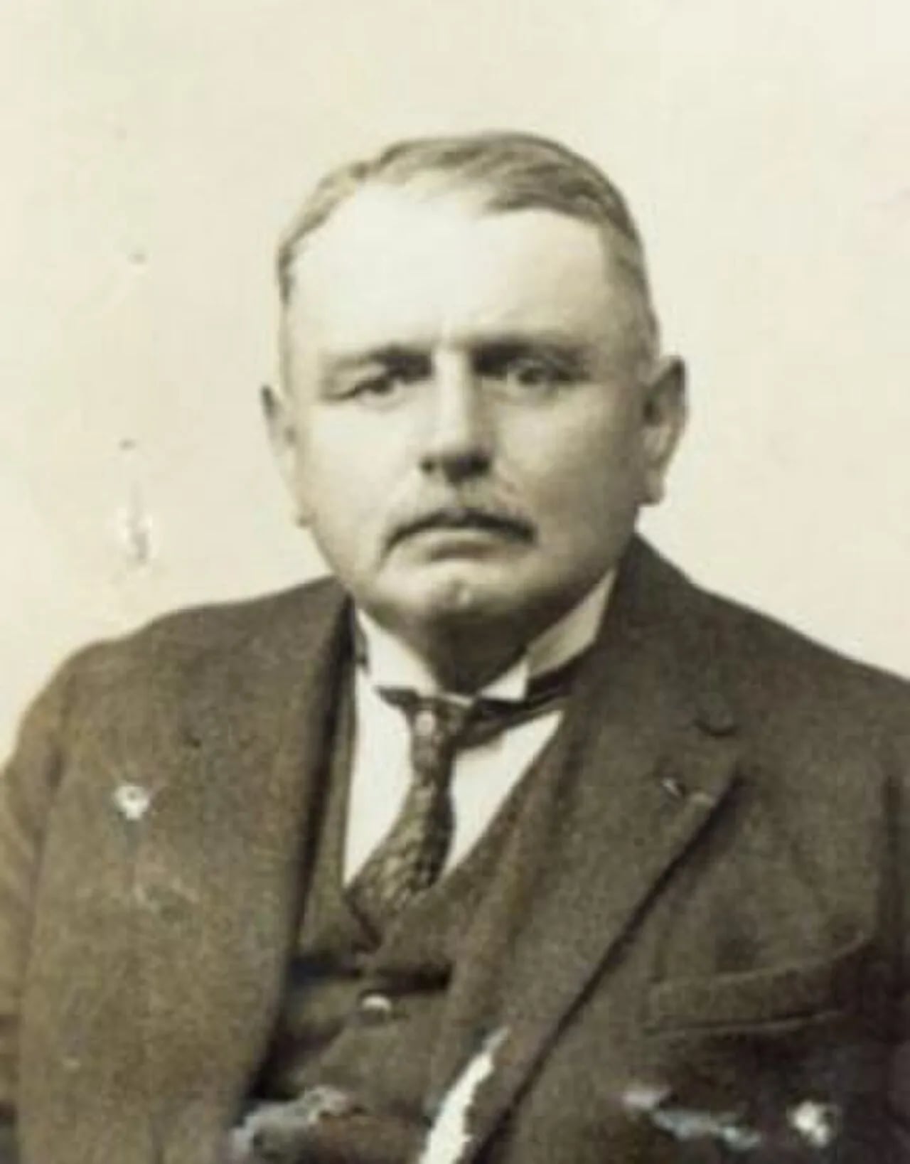 Portrait of Maurice Dutheil de La Rochère (1870–1944) – memorial page