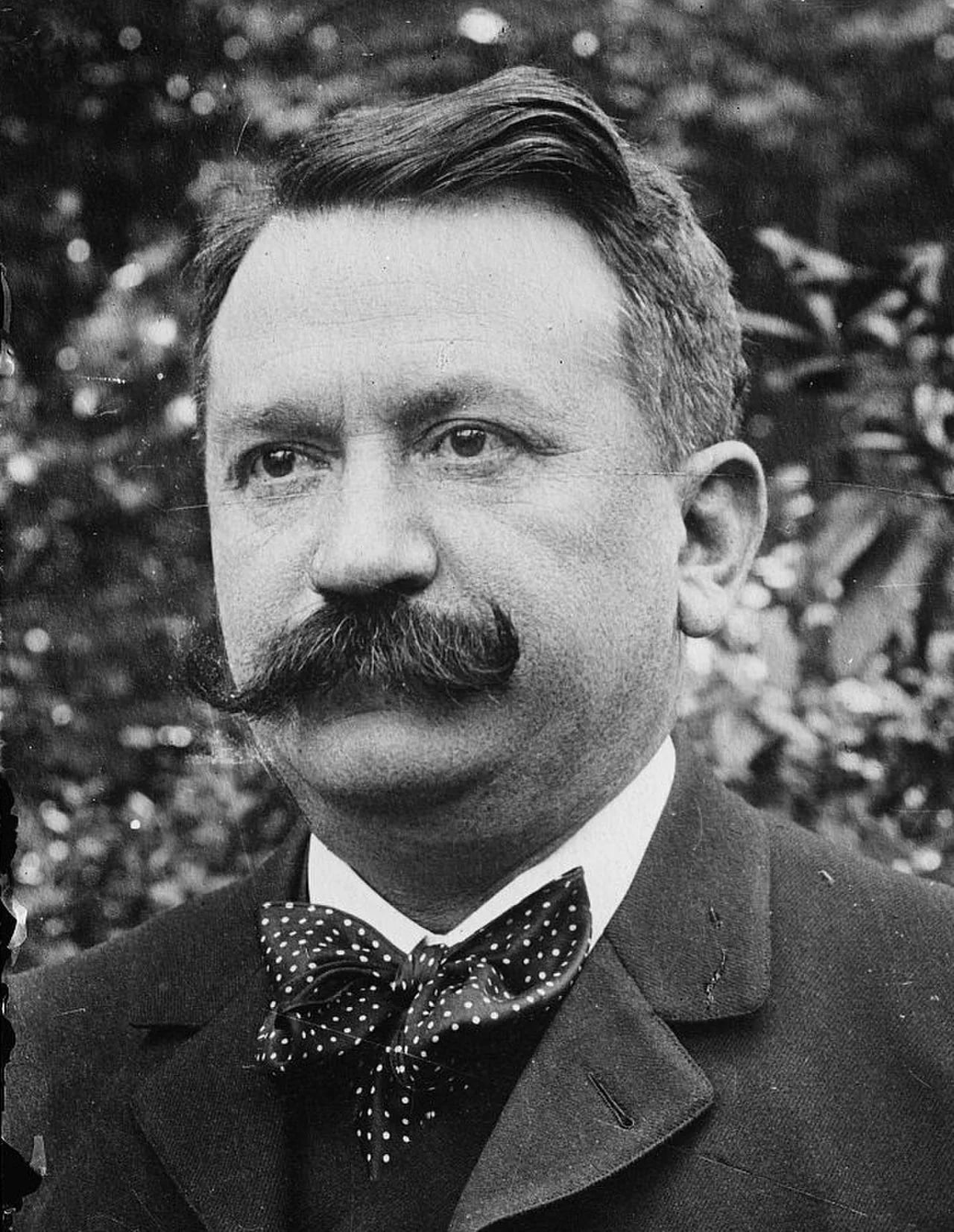 Portrait of Gaston Doumergue (1863–1937) – memorial page