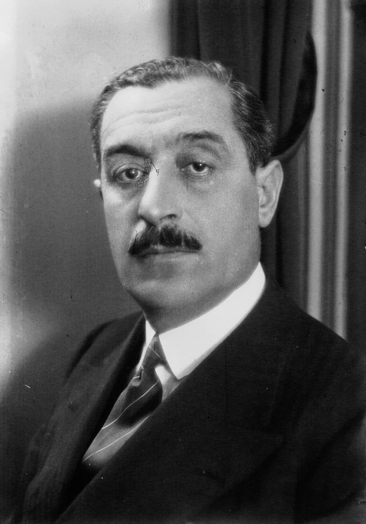 Portrait of Charles des Isnards (1876–1964) – memorial page
