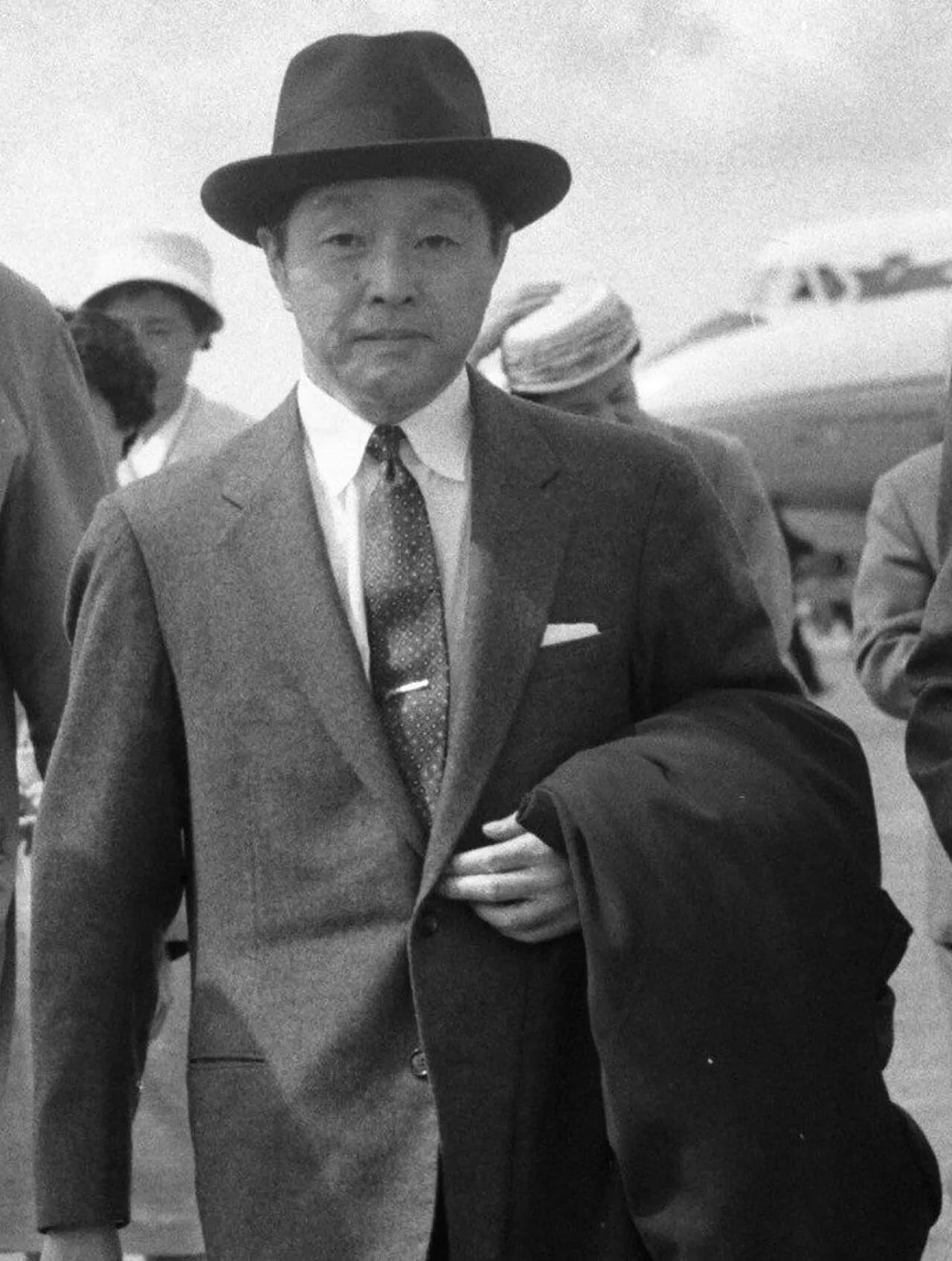 Portrait of Akira Miyazaki (1905–1988) – memorial page