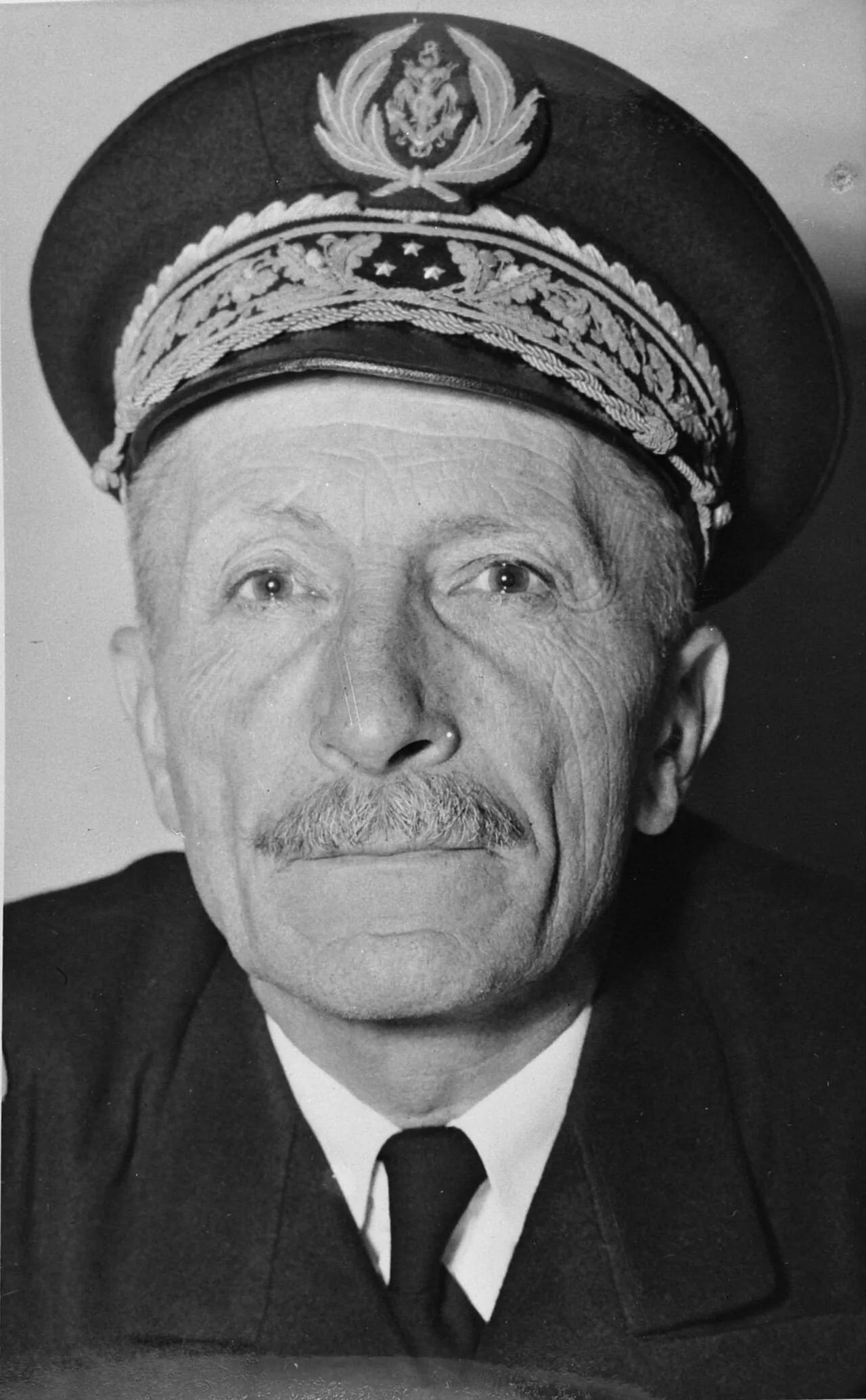 Portrait of Robert Jaujard (1896–1977) – memorial page