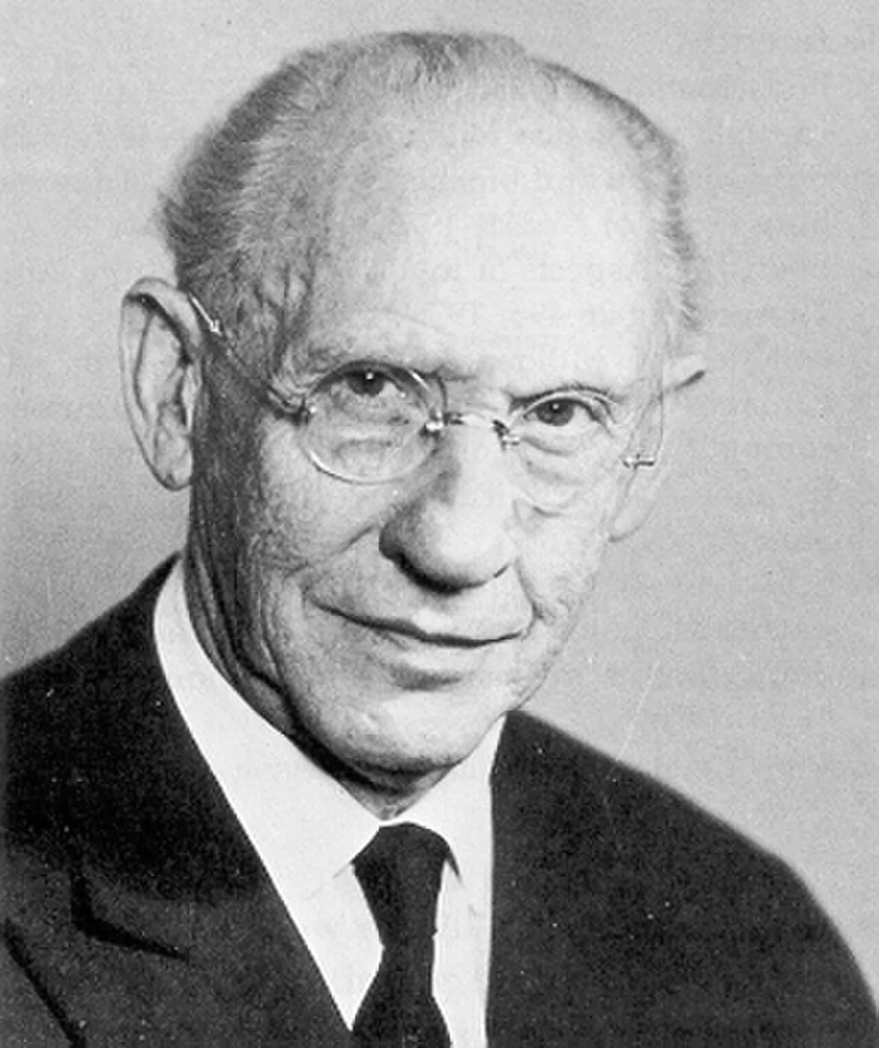 Portrait of Clarence Crafoord (1899–1984) – memorial page