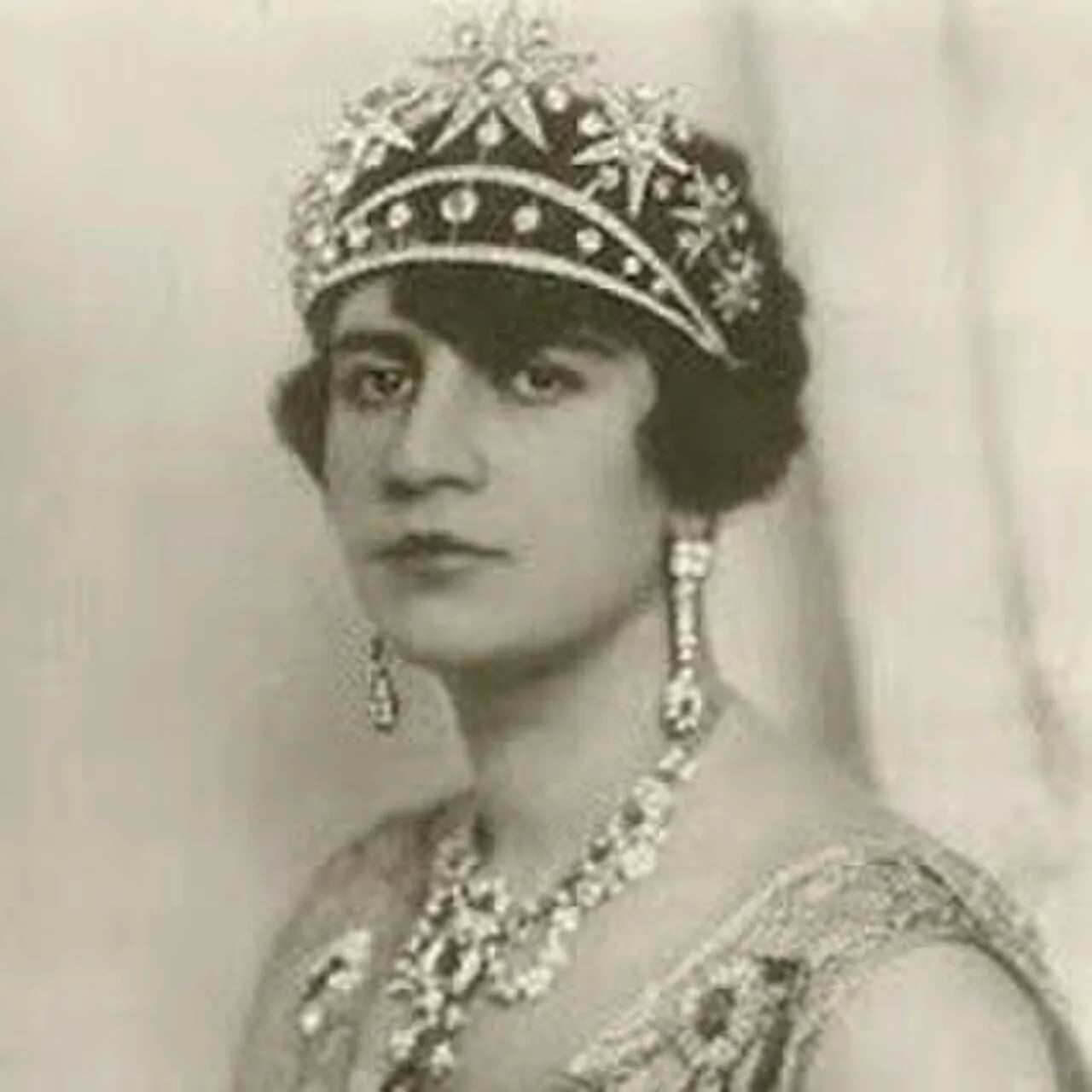 Portrait of Soraya Tarzi (1899–1968) – memorial page