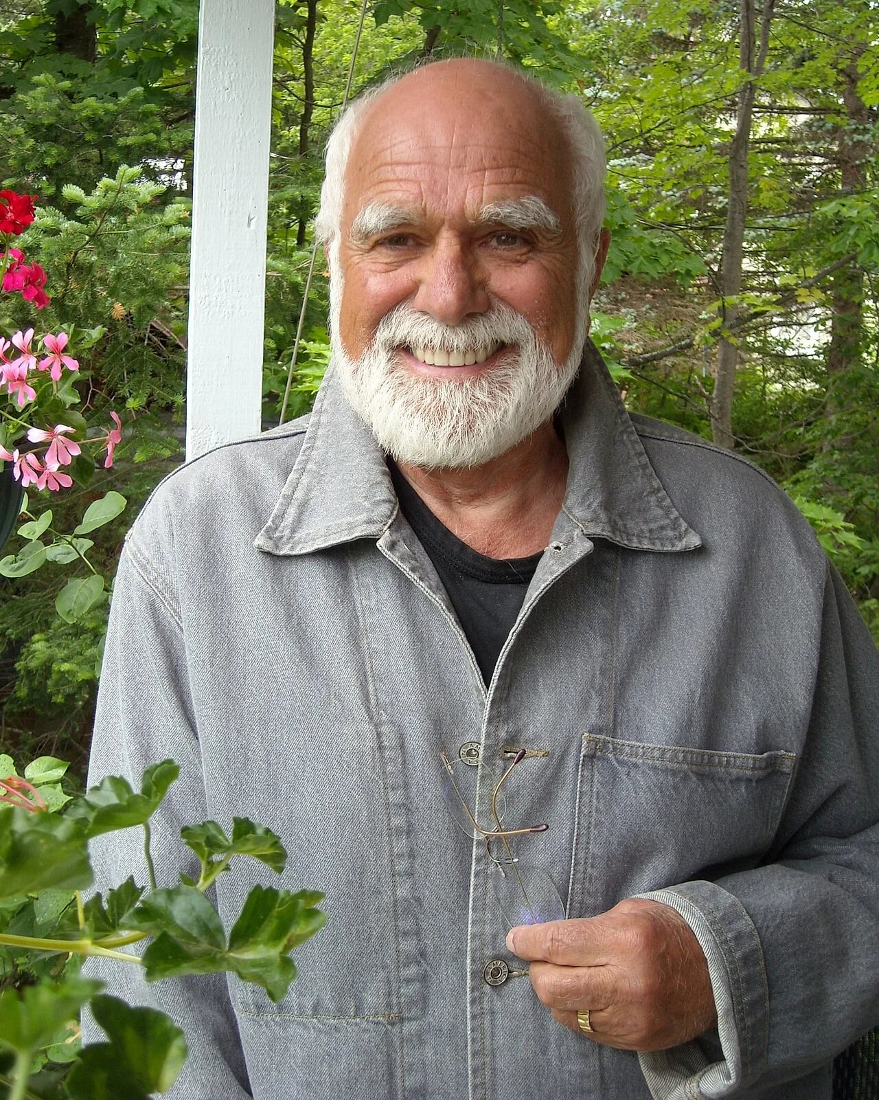 Porträt von Claude Jasmin (1930–2021) – Gedenkseite