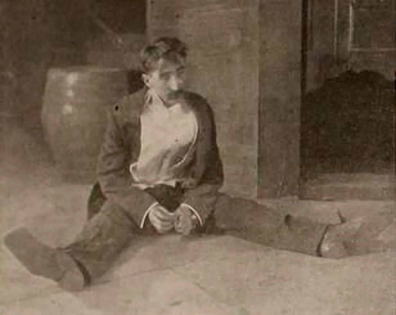 Portrait of Clyde Cook (1891–1984) – memorial page