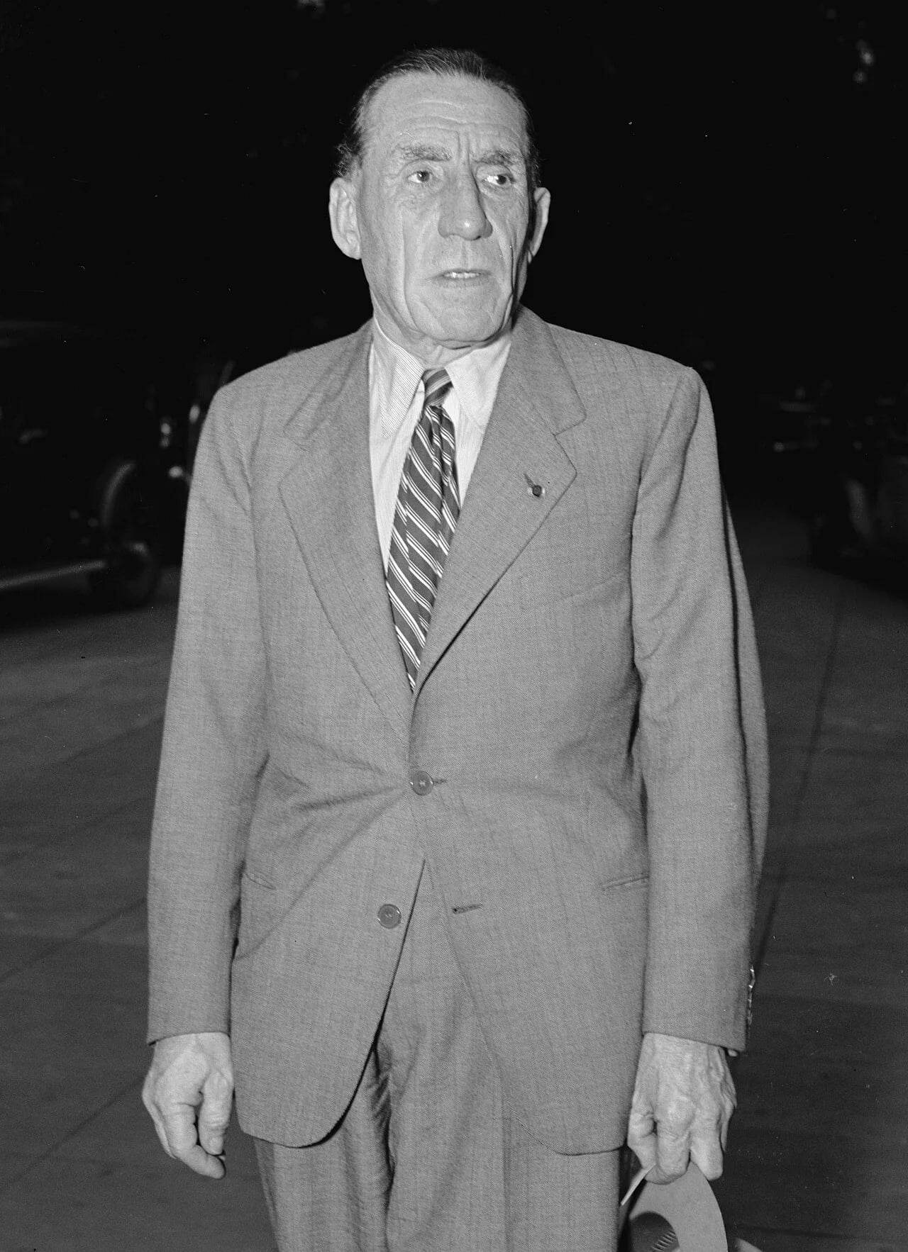Portrait of Louis Renault (1877–1944) – memorial page