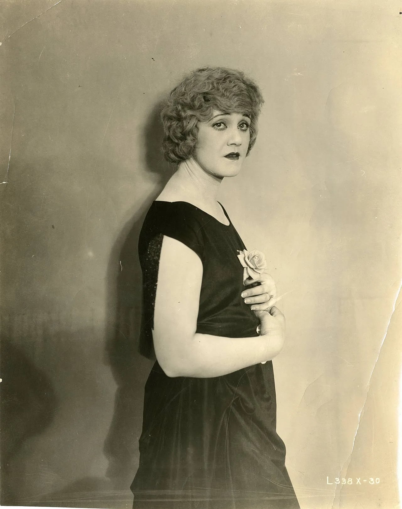 Portrait of Maude Wayne (1890–1983) – memorial page