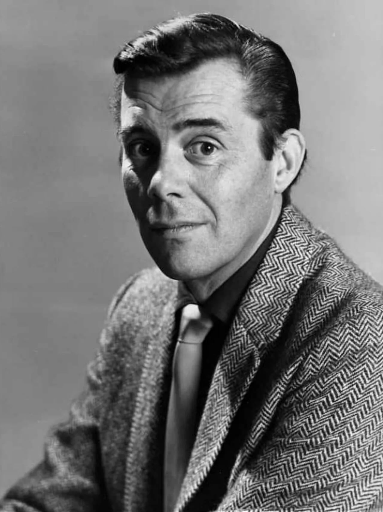 Portrait of Dirk Bogarde (1921–1999) – memorial page