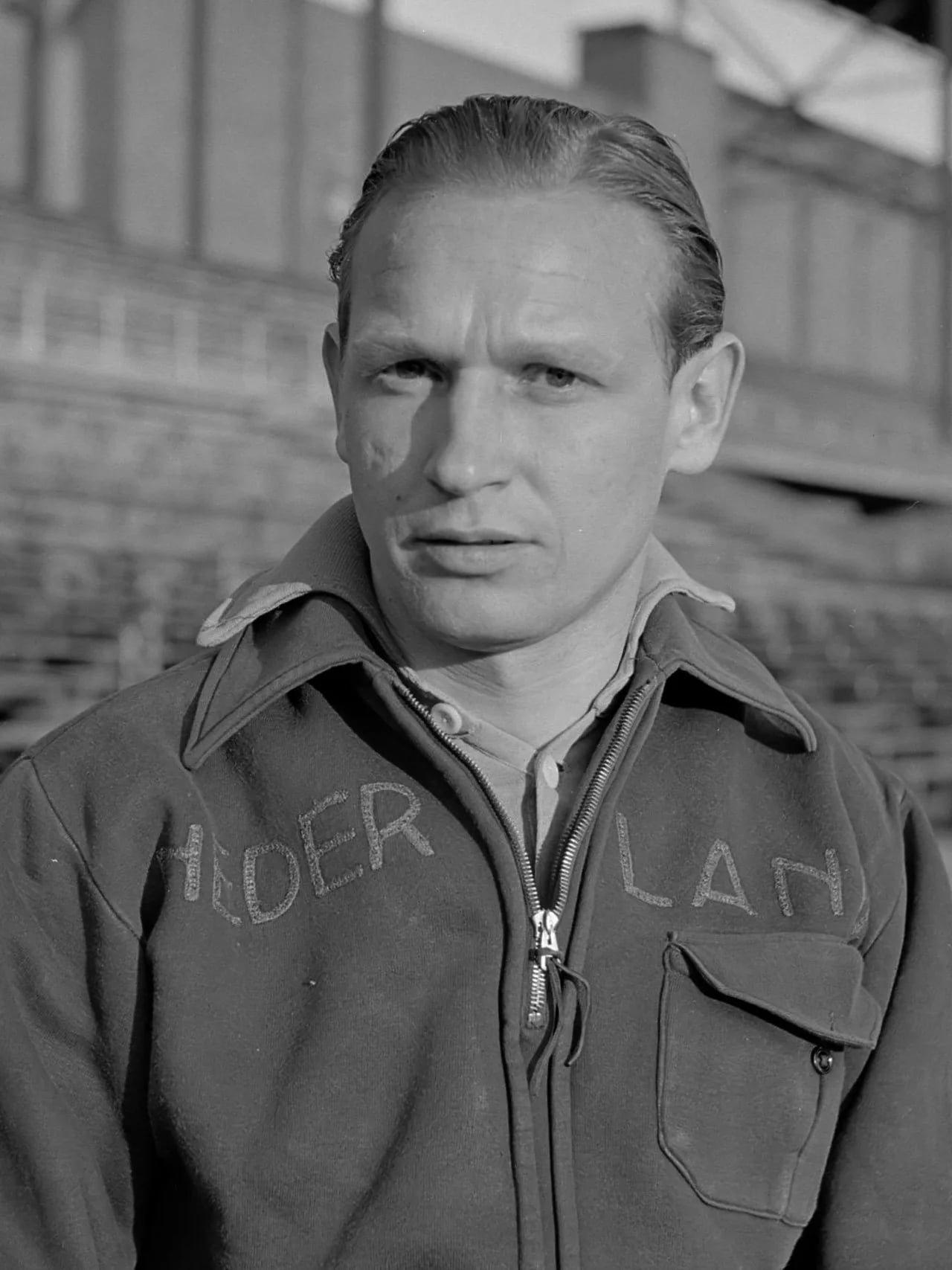 Portrait of Aad de Jong (1921–2003) – memorial page