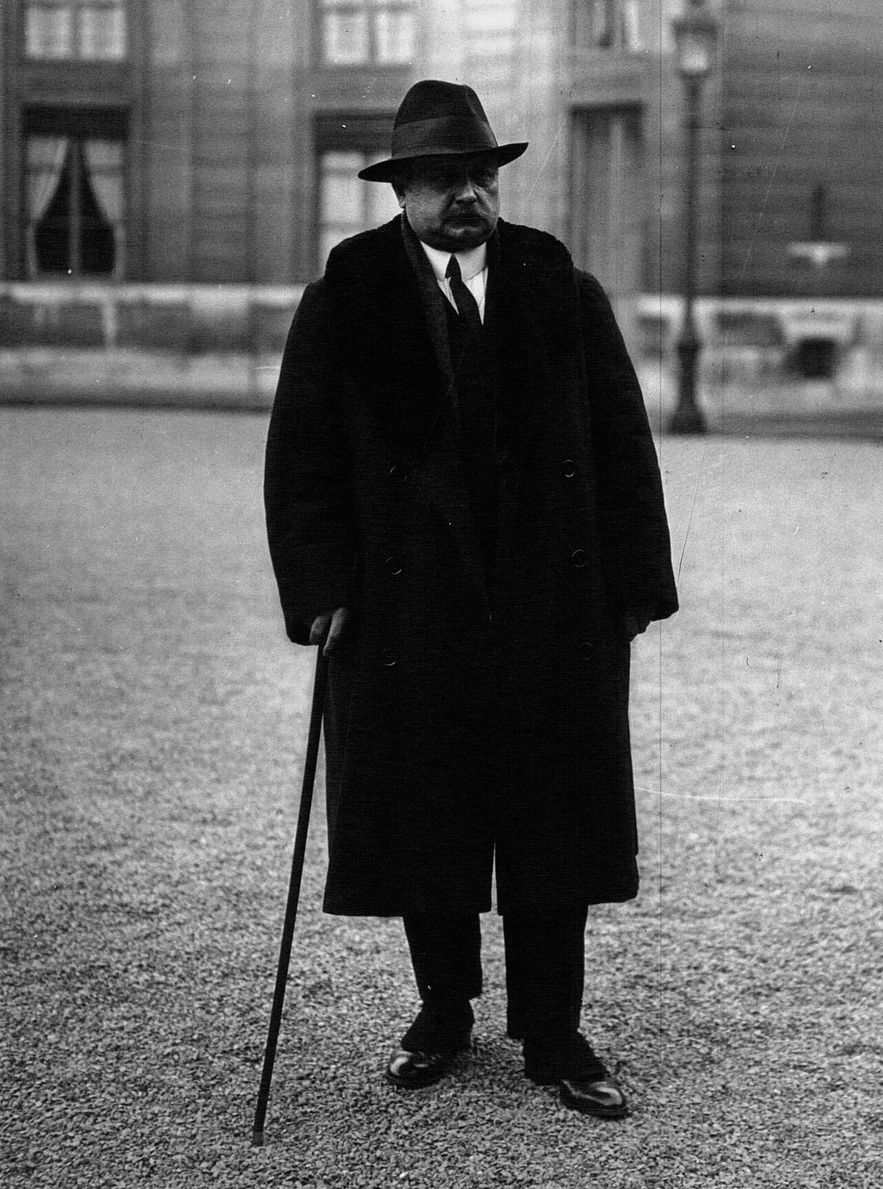 Porträt von César Chabrun (1880–1934) – Gedenkseite
