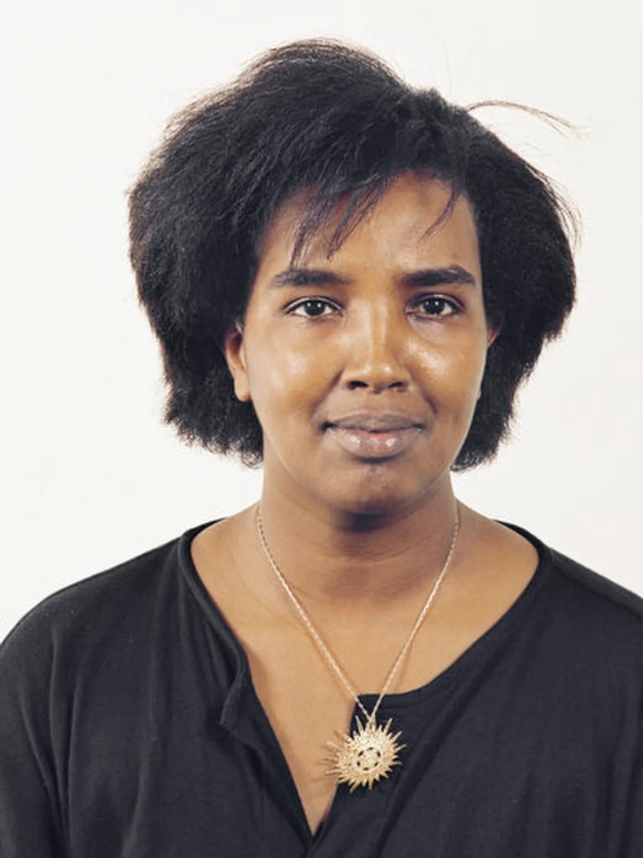 Portrait of Dacia Valent (1963–2015) – memorial page