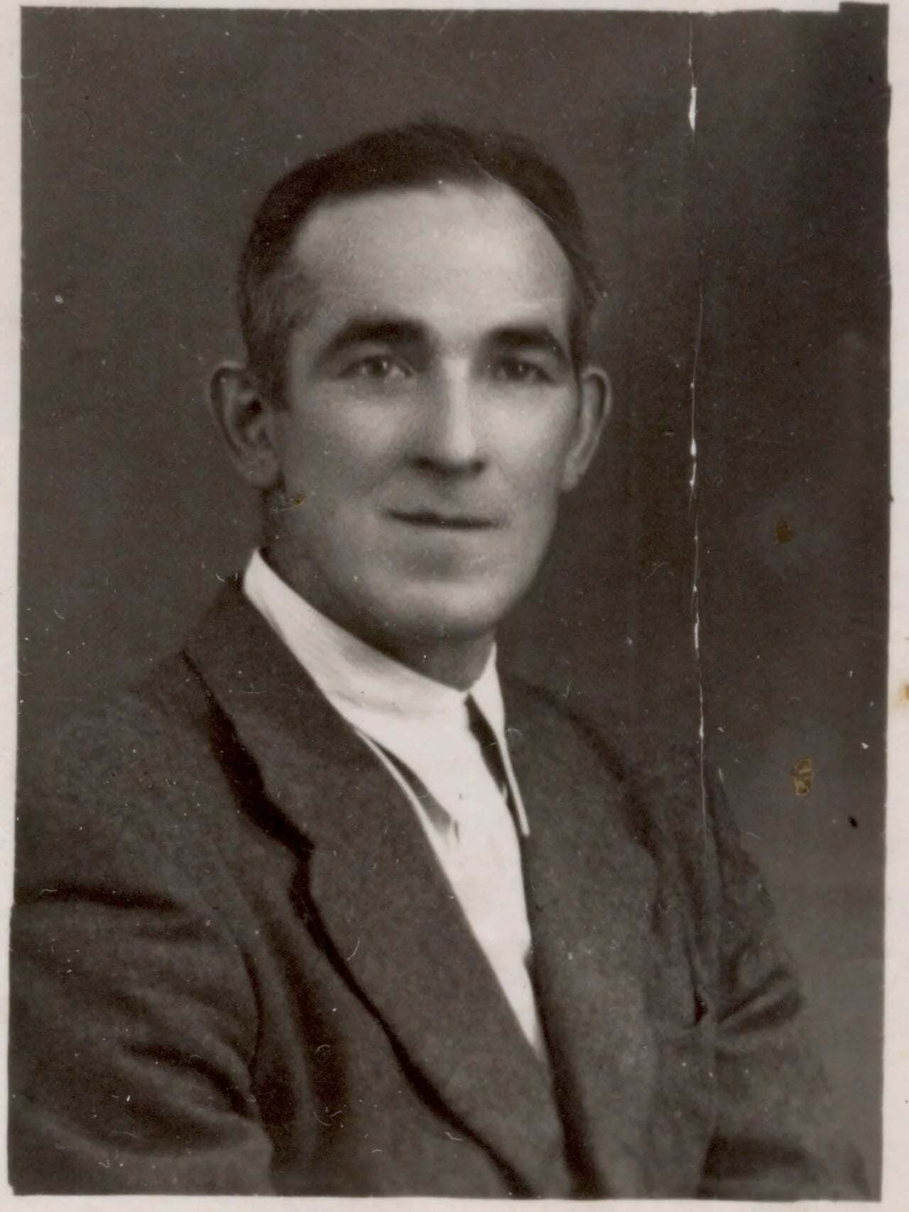 Portrait of Jesús Ariño Maruri (1900–1976) – memorial page