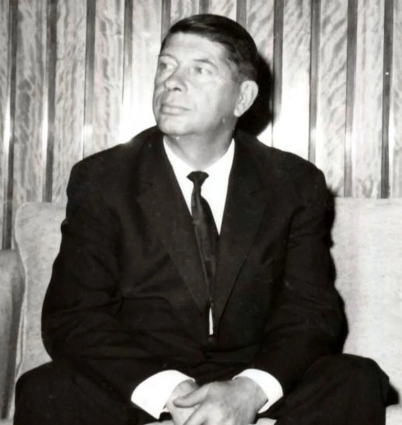 Porträt von Aarne Saarinen (1913–2004) – Gedenkseite