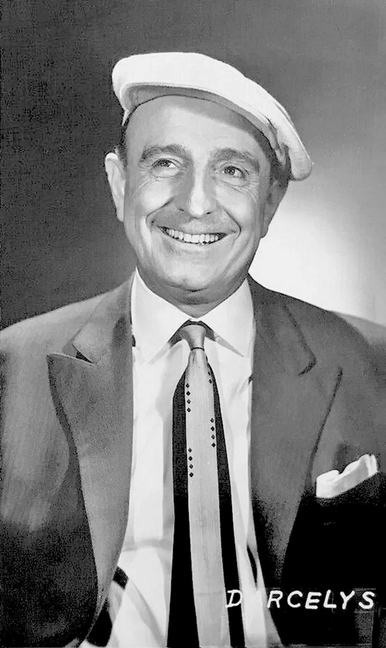 Portrait of Darcelys (1900–1973) – memorial page