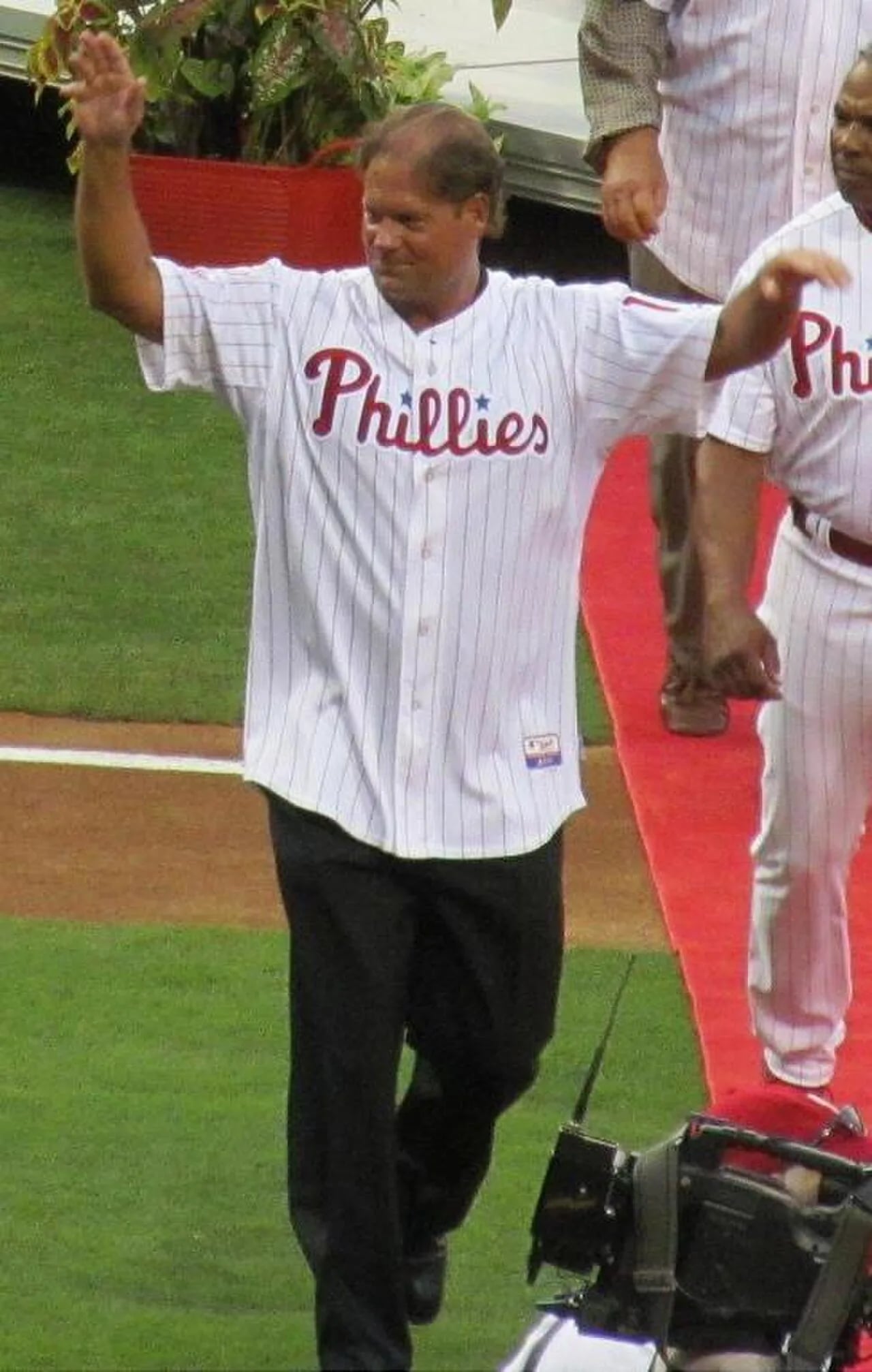 Portrait of Darren Daulton (1962–2017) – memorial page
