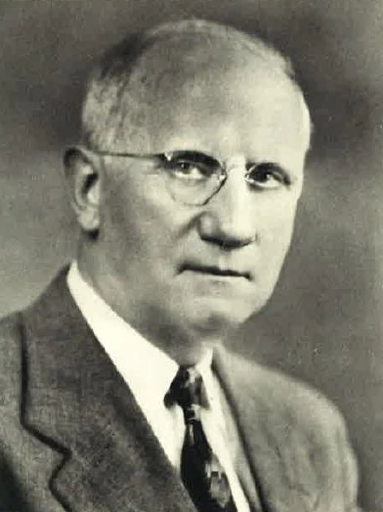 Porträt von Mario Peruzzi (1875–1955) – Gedenkseite