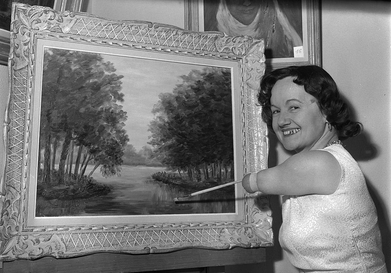 Portrait of Denise Legrix (1910–2010) – memorial page