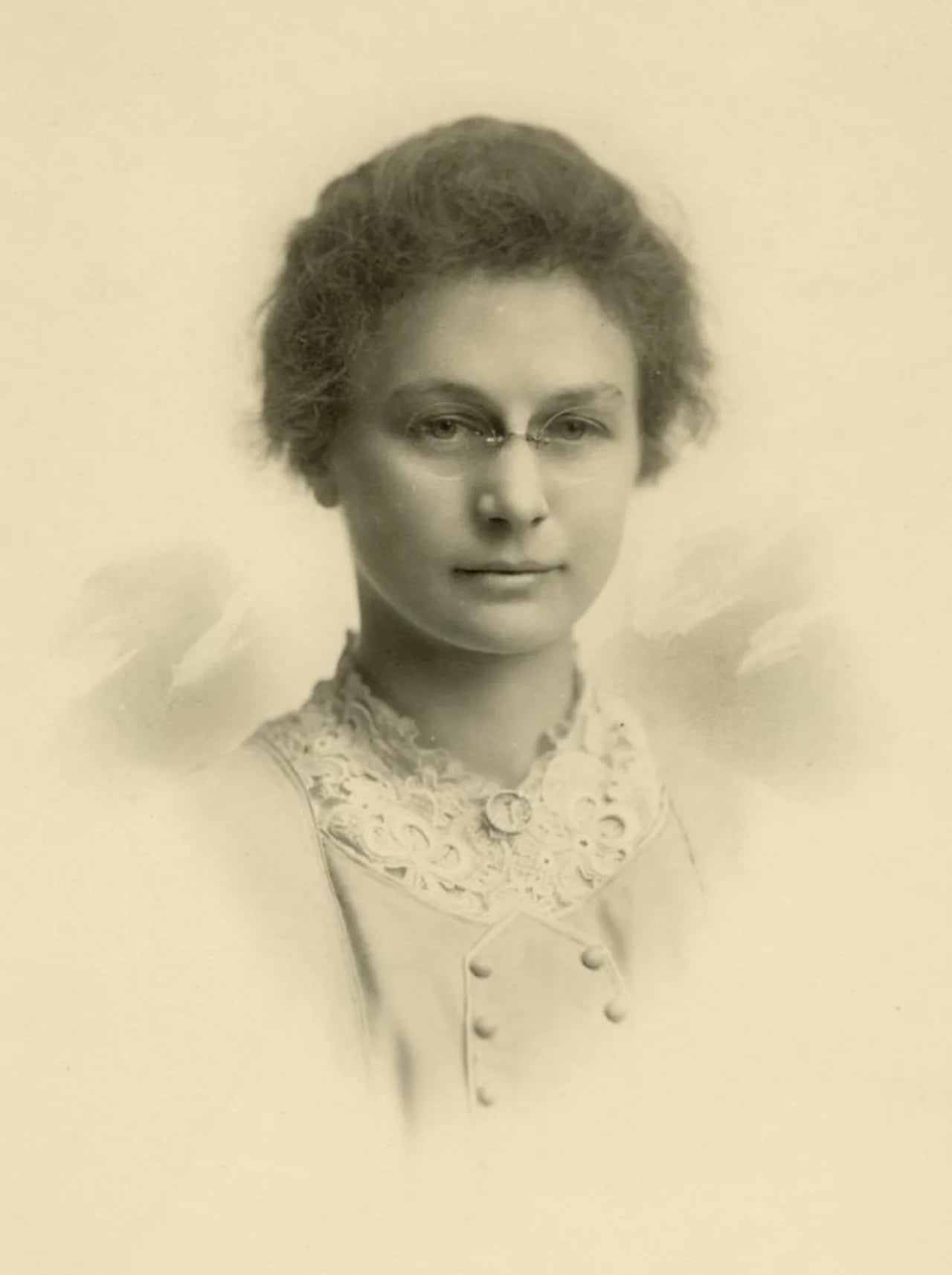 Portrait of Fern Hobbs (1883–1964) – memorial page